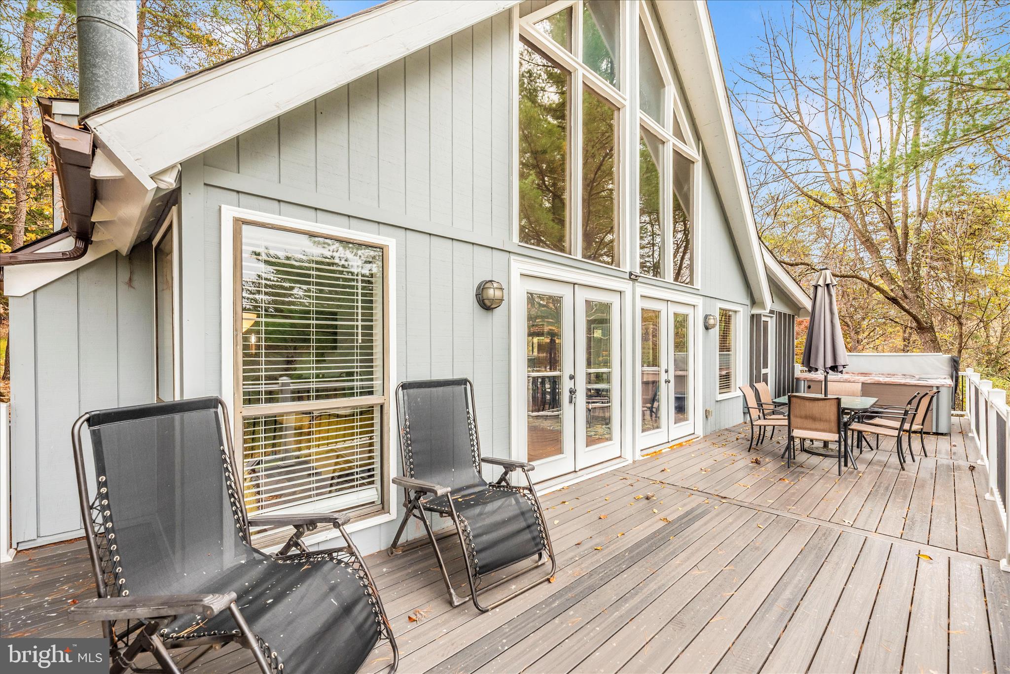 THE WOODS - Residential