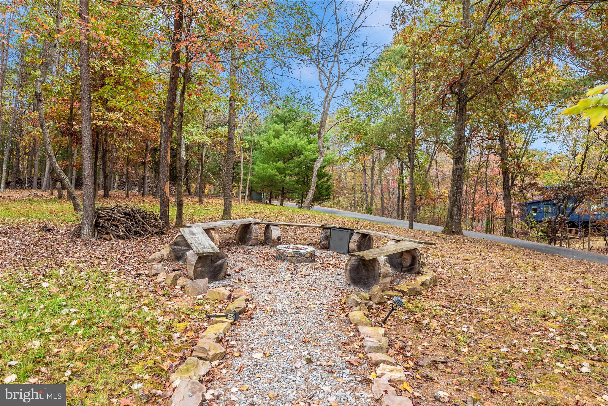 THE WOODS - Residential