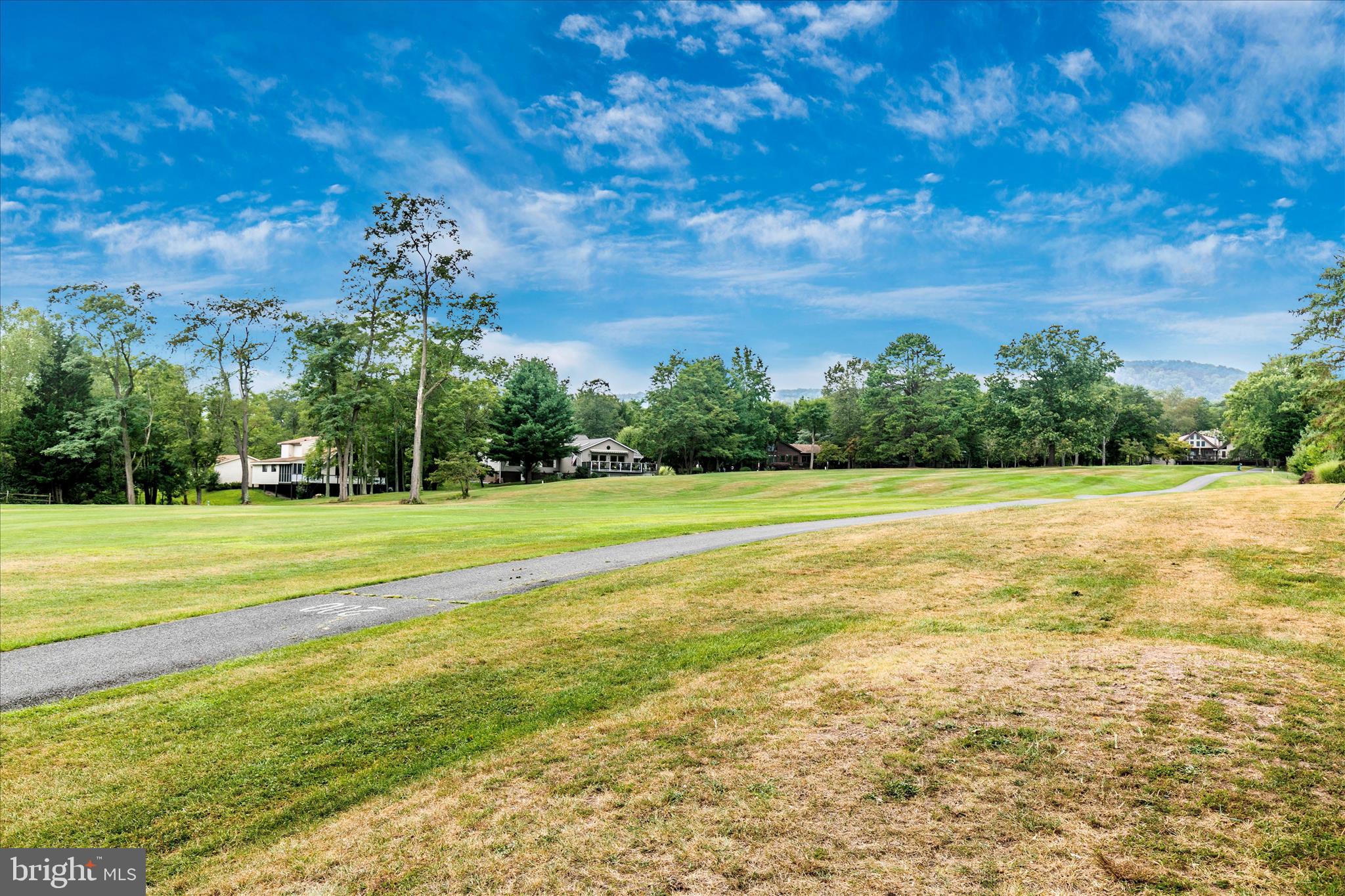 THE WOODS - Residential