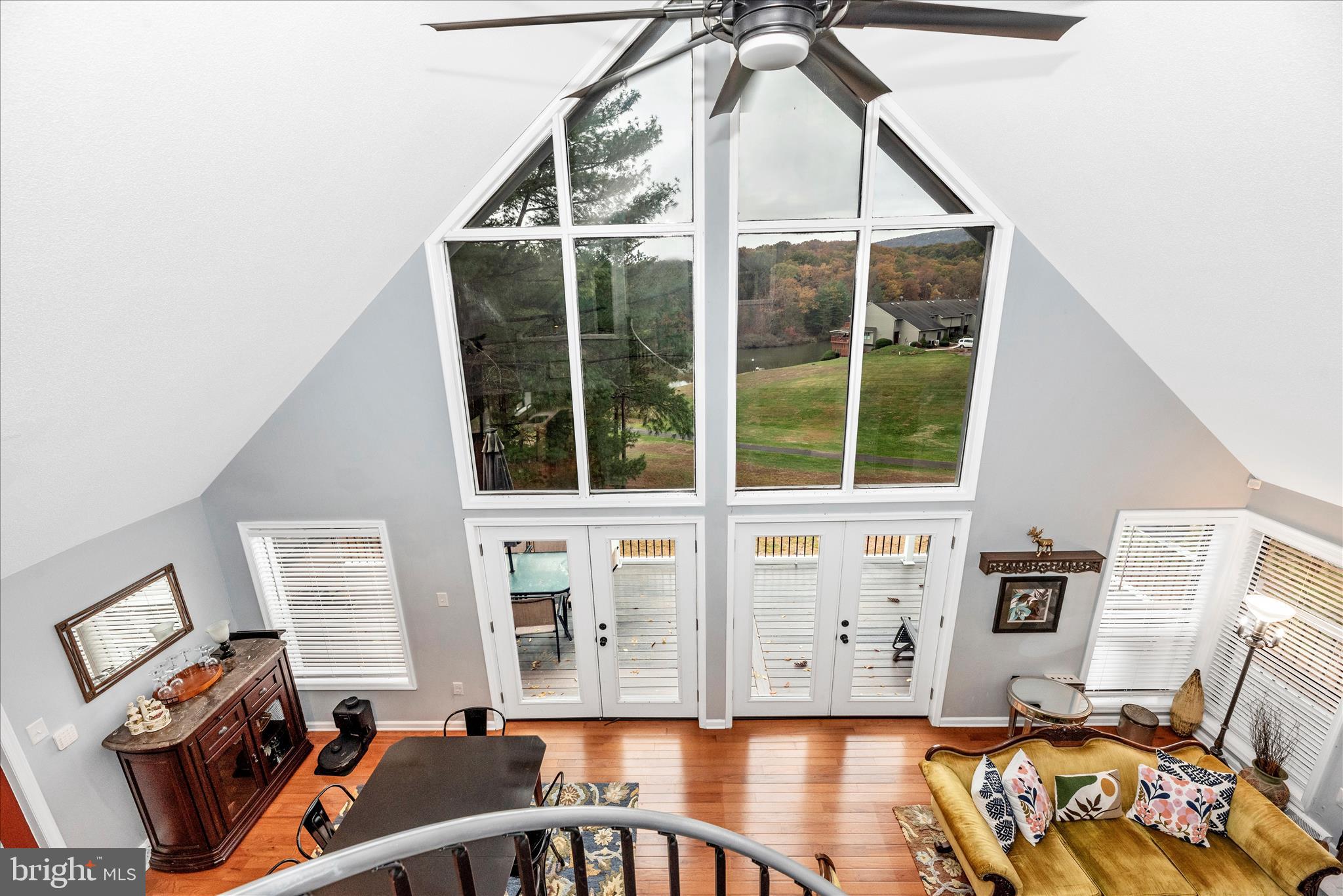 THE WOODS - Residential