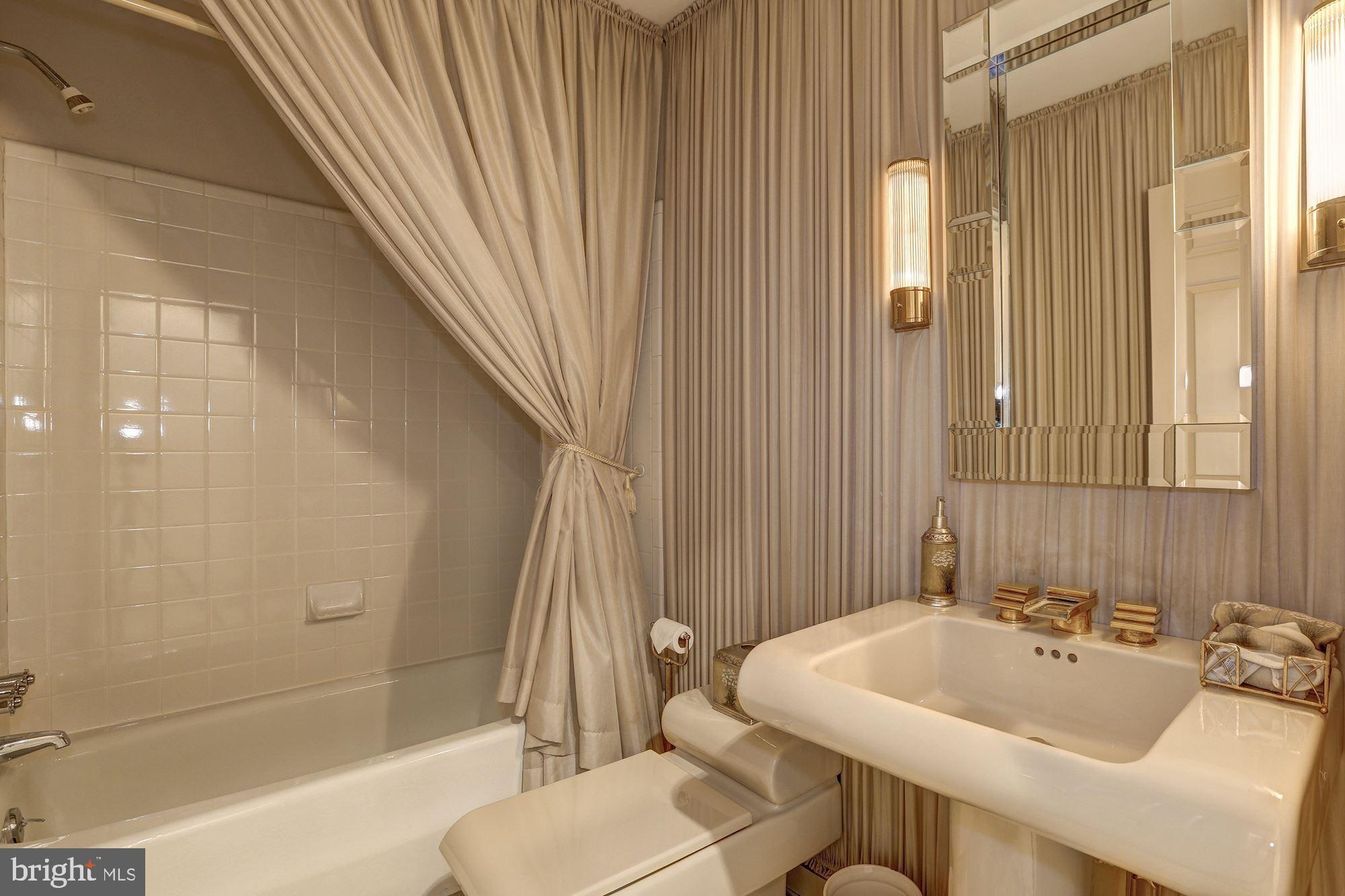 GREAT FALLS ESTATES - Residential