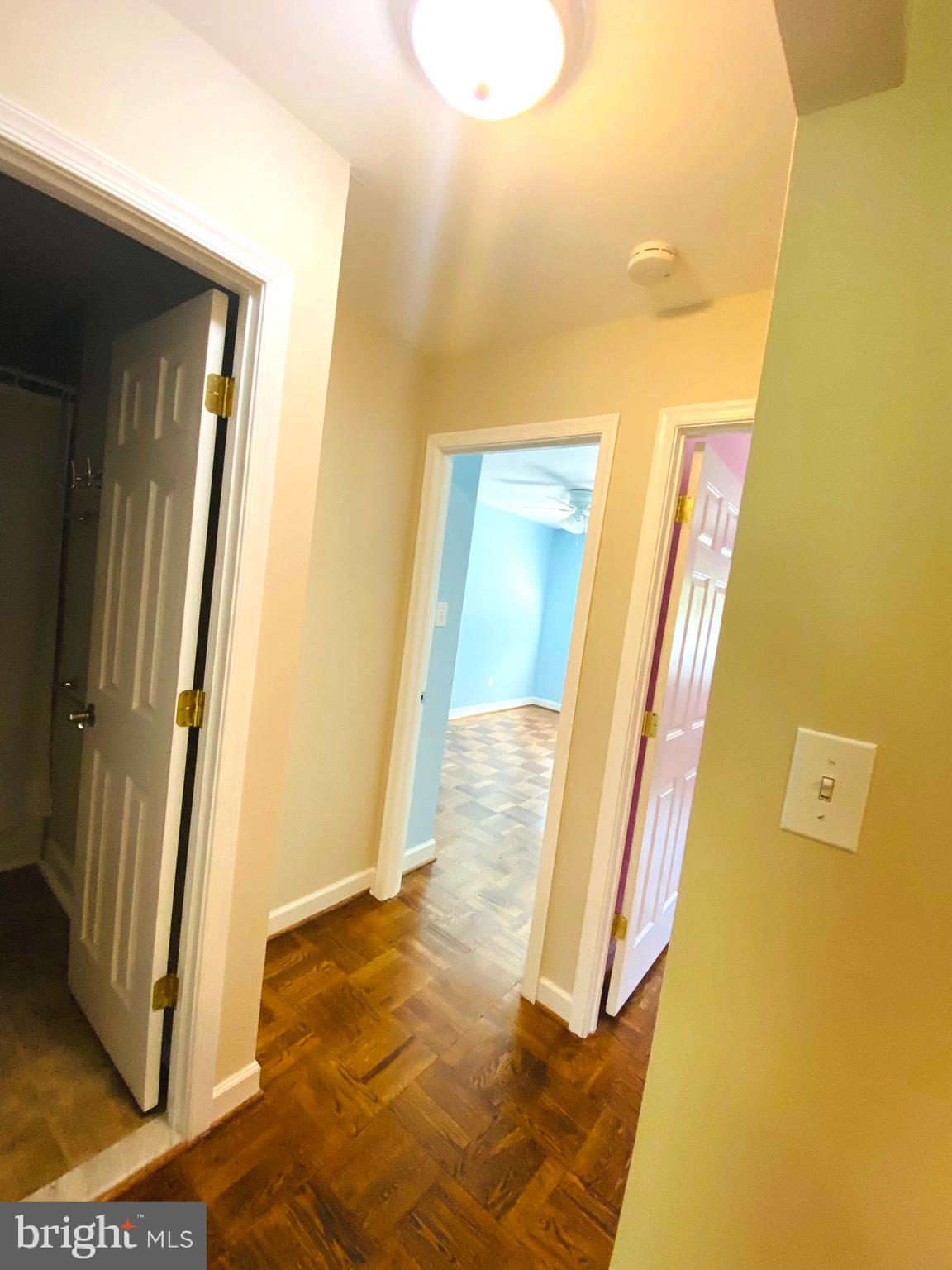 HERITAGE KNOLL - Residential