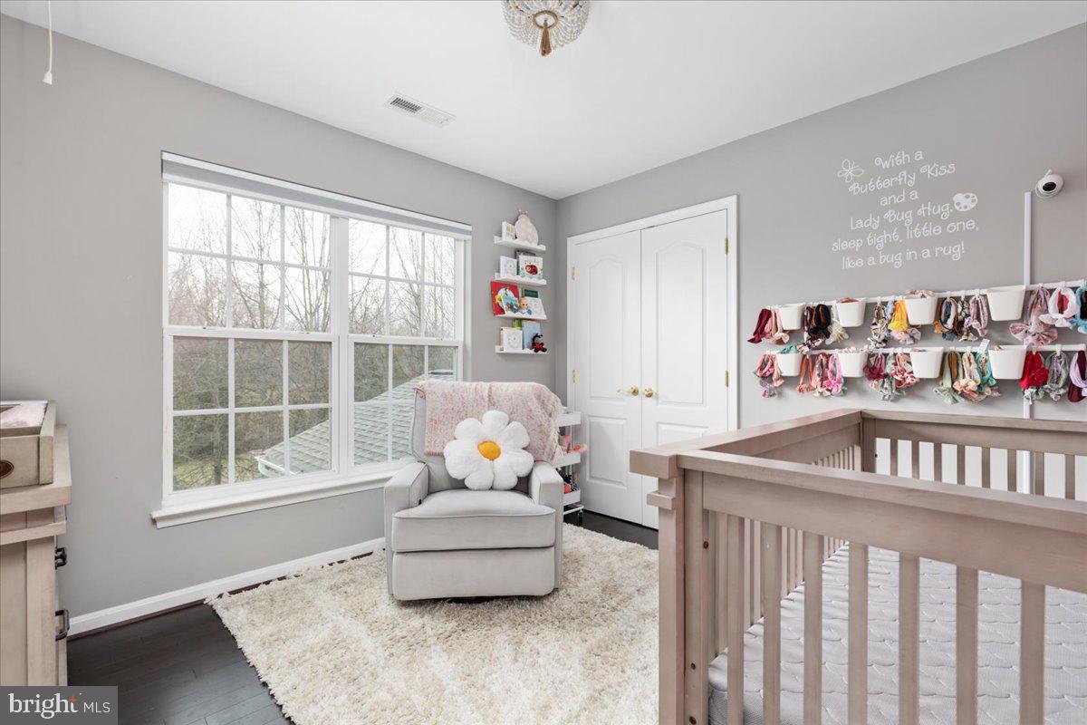 COLES RUN/PARKWAY WEST - Residential