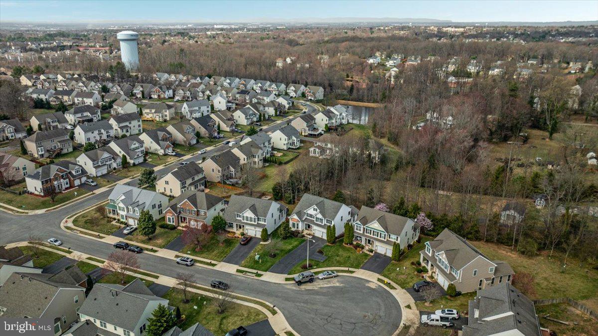 COLES RUN/PARKWAY WEST - Residential