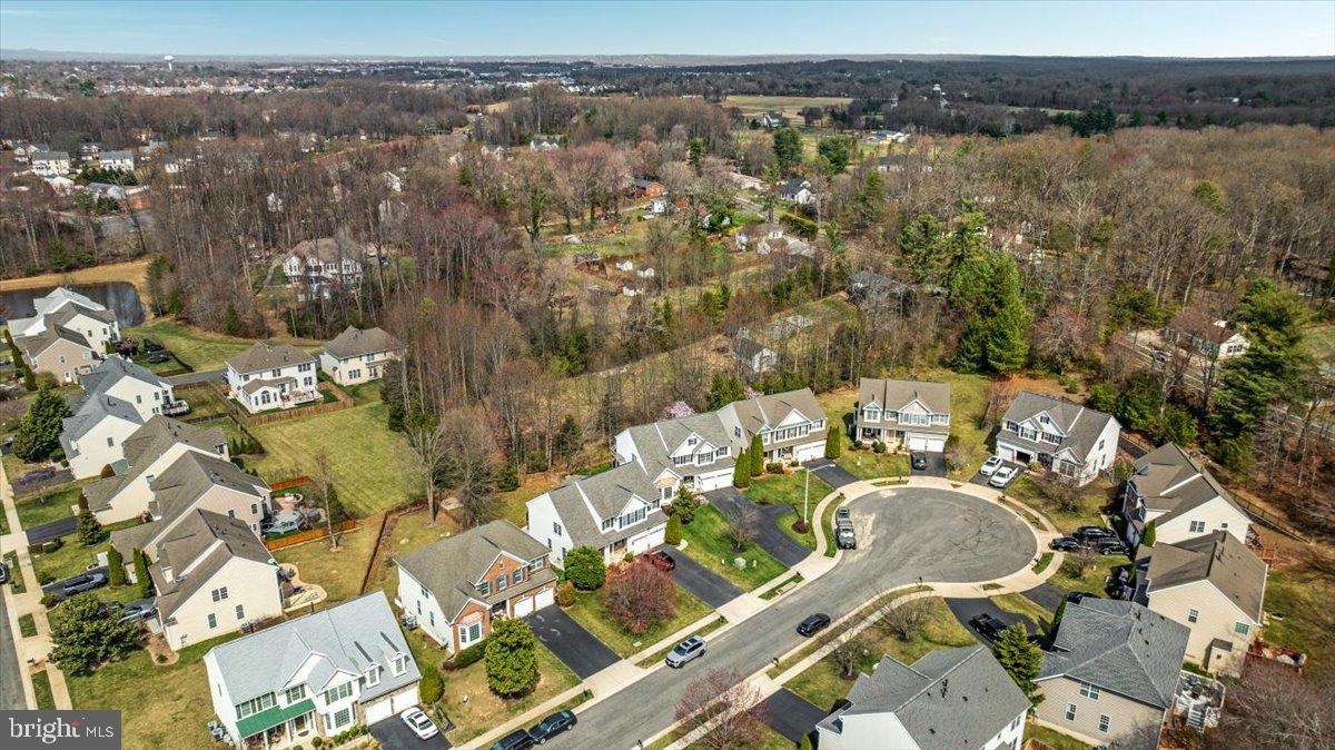COLES RUN/PARKWAY WEST - Residential