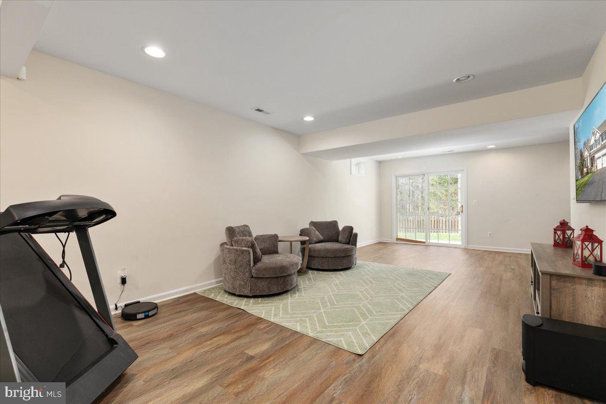 COLES RUN/PARKWAY WEST - Residential