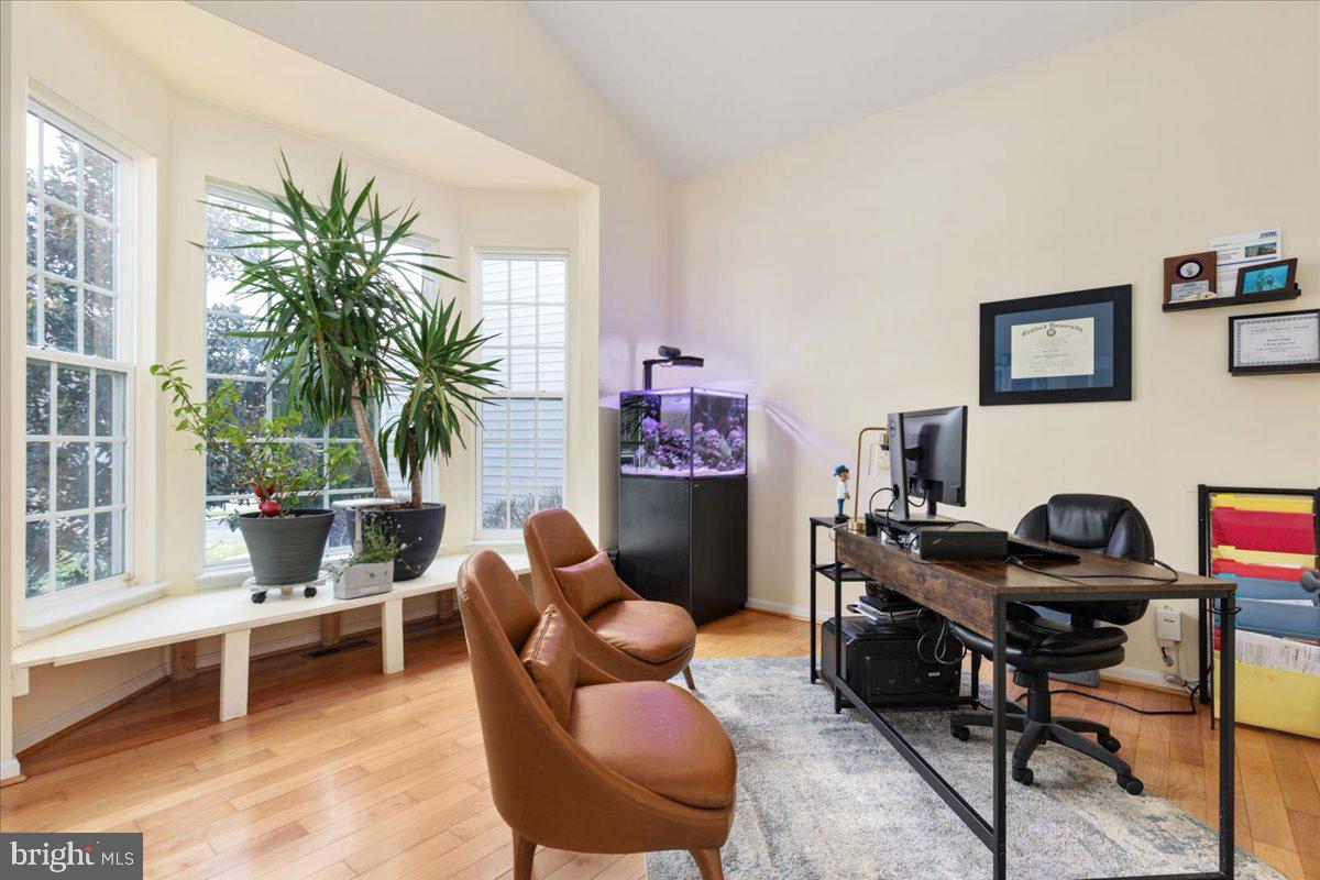 COLES RUN/PARKWAY WEST - Residential