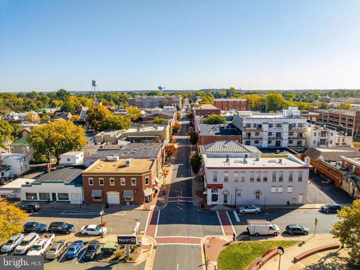 COLES RUN/PARKWAY WEST - Residential