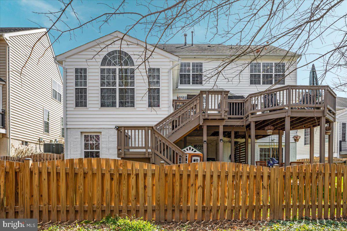 COLES RUN/PARKWAY WEST - Residential