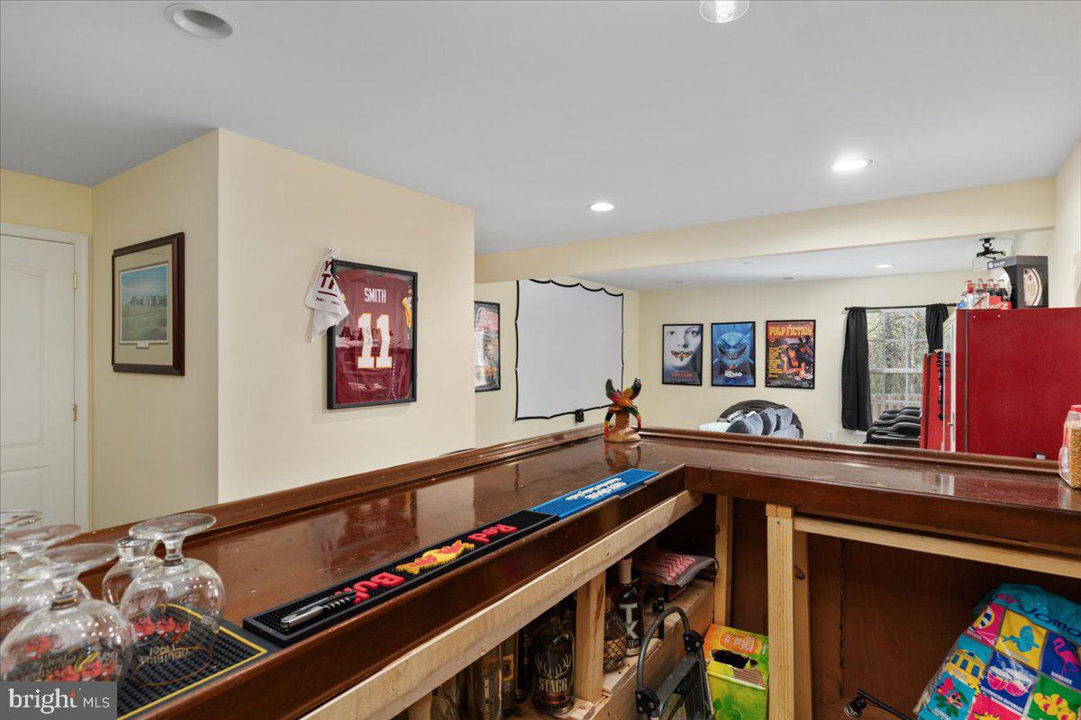 COLES RUN/PARKWAY WEST - Residential