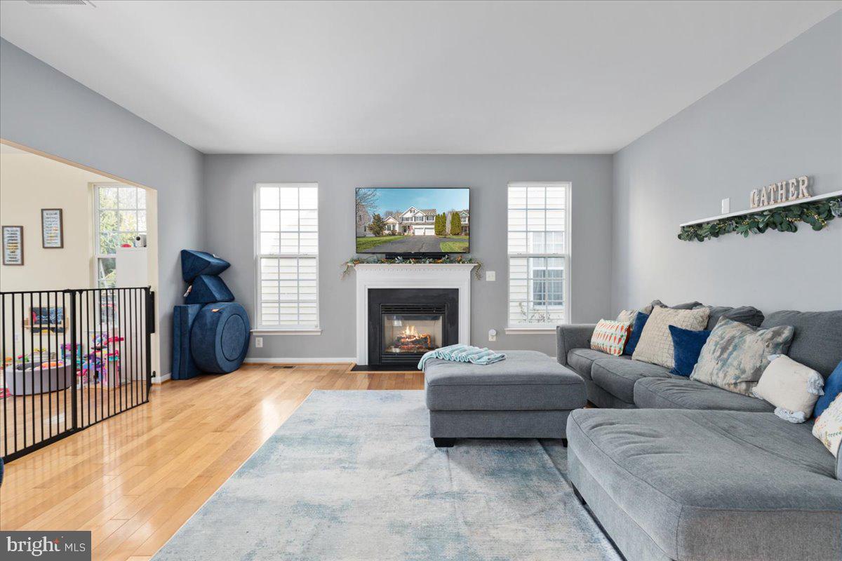 COLES RUN/PARKWAY WEST - Residential