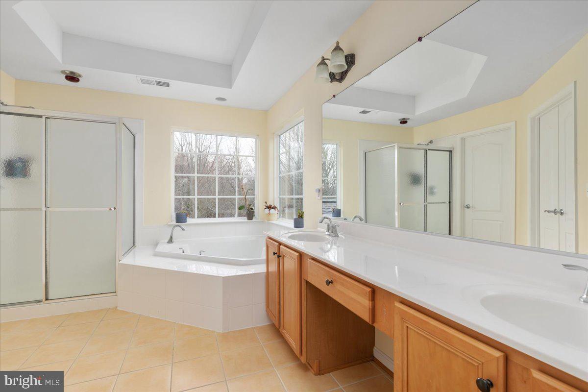 COLES RUN/PARKWAY WEST - Residential