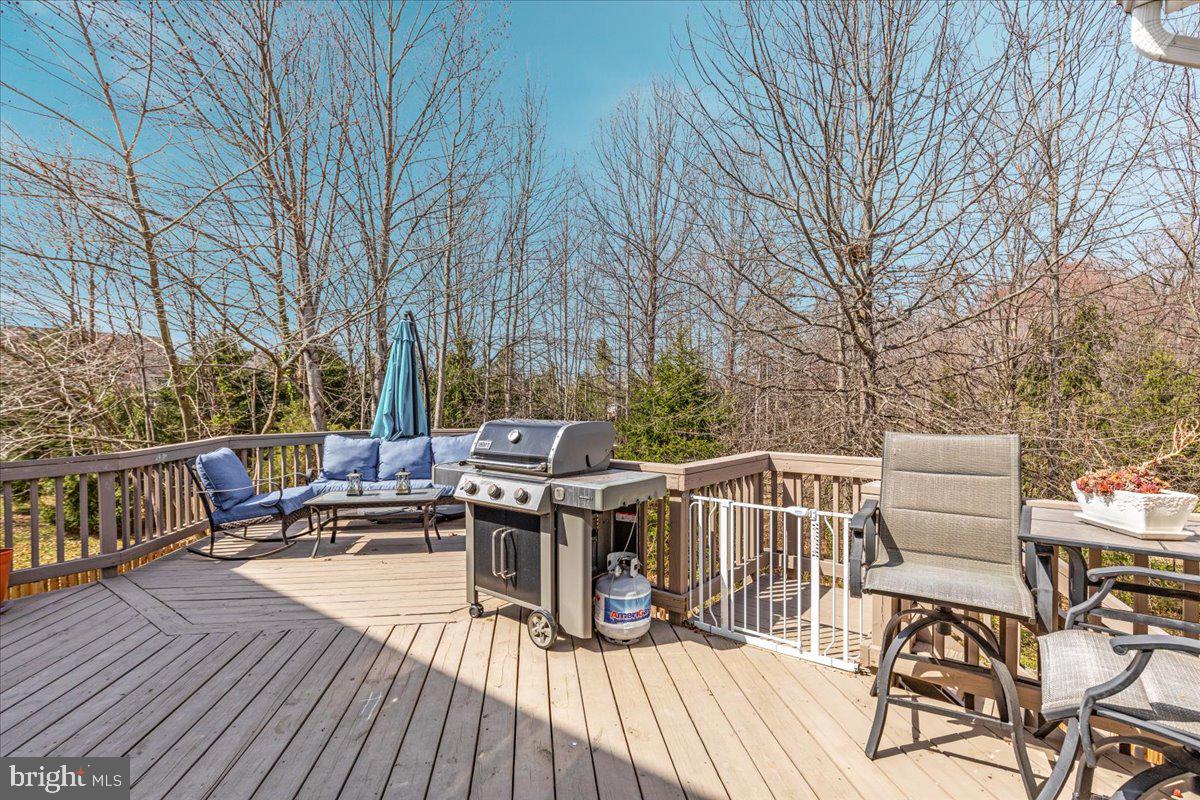 COLES RUN/PARKWAY WEST - Residential