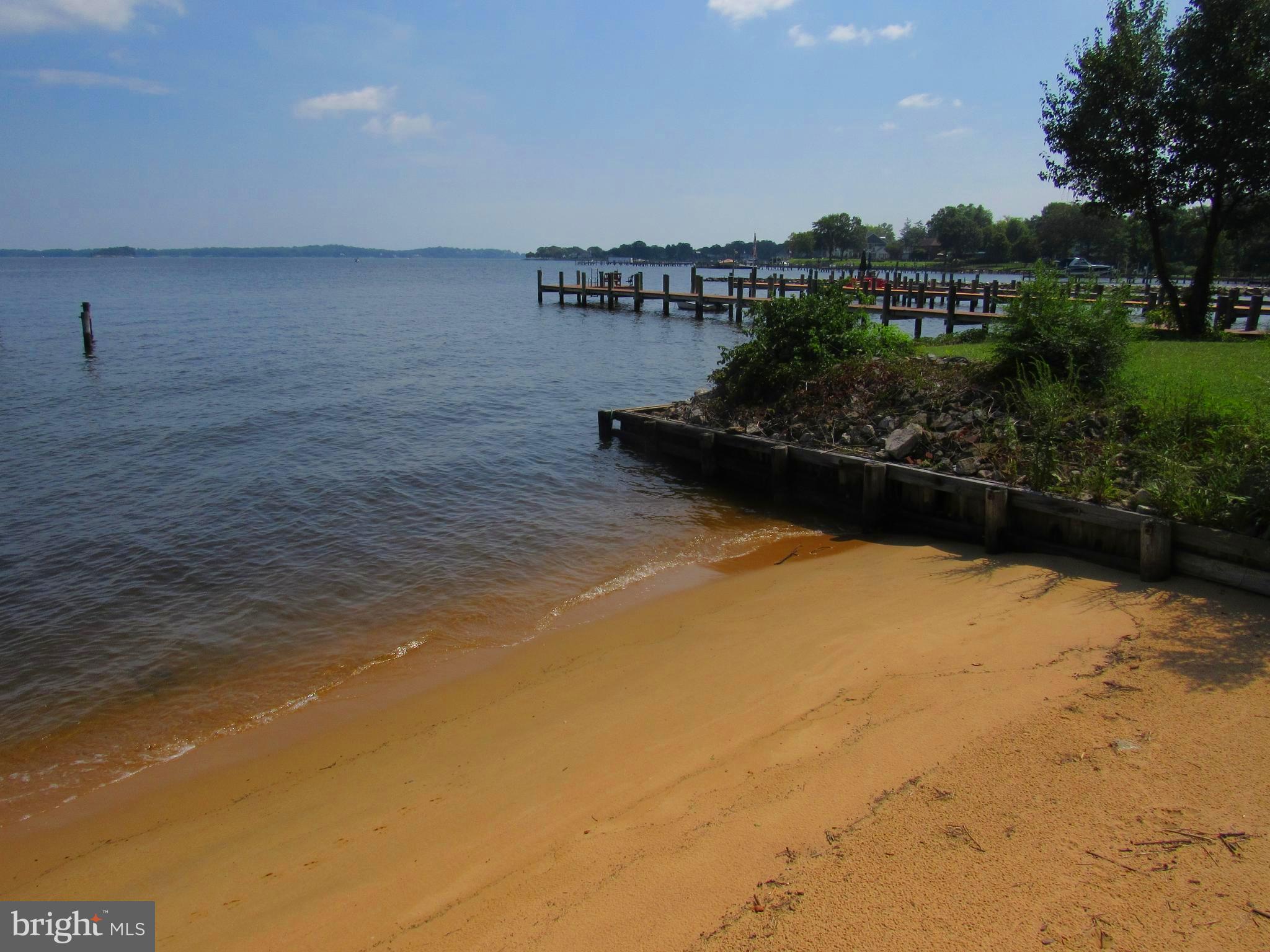 MAGOTHY MANOR - Residential