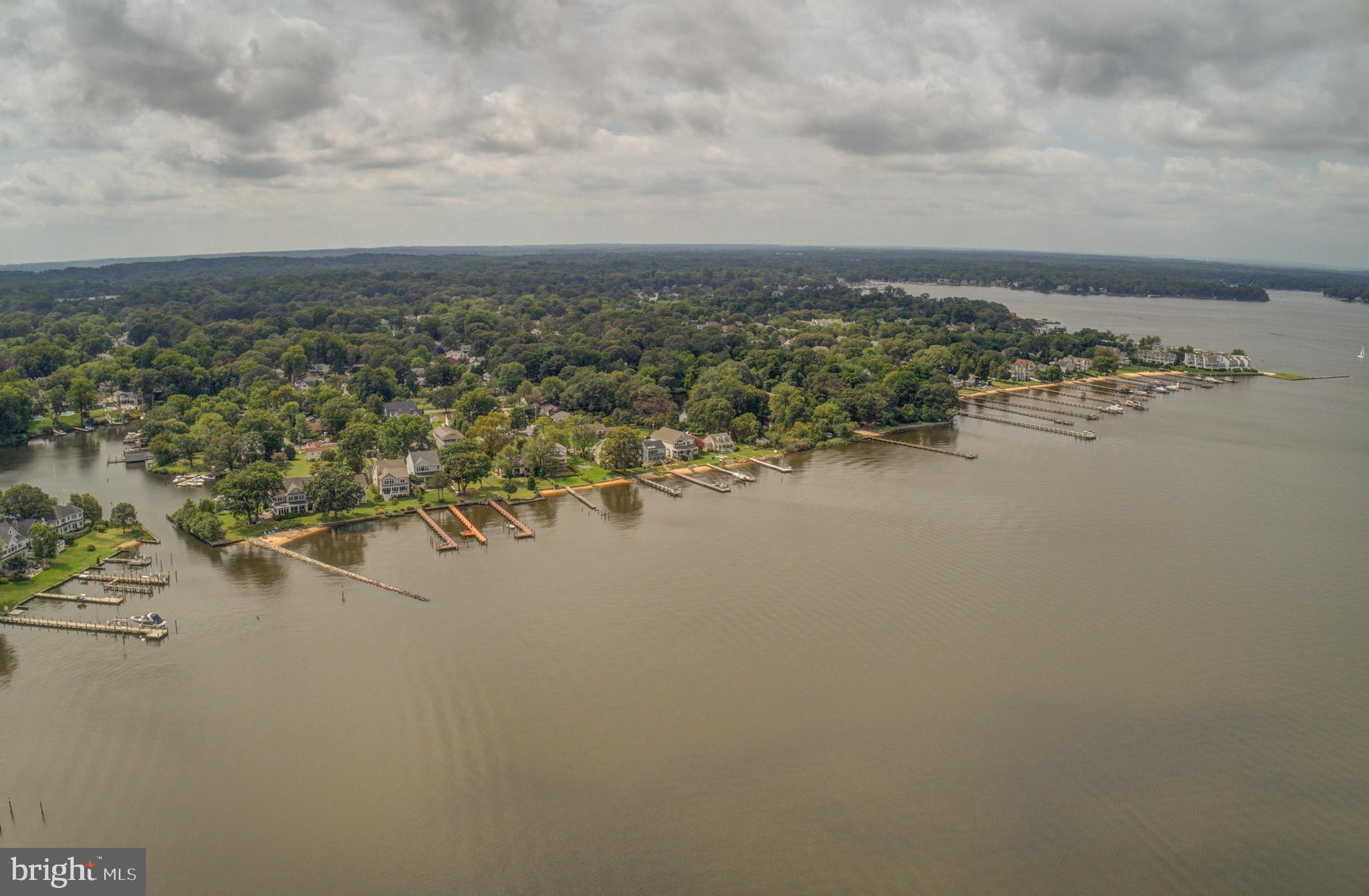 MAGOTHY MANOR - Residential