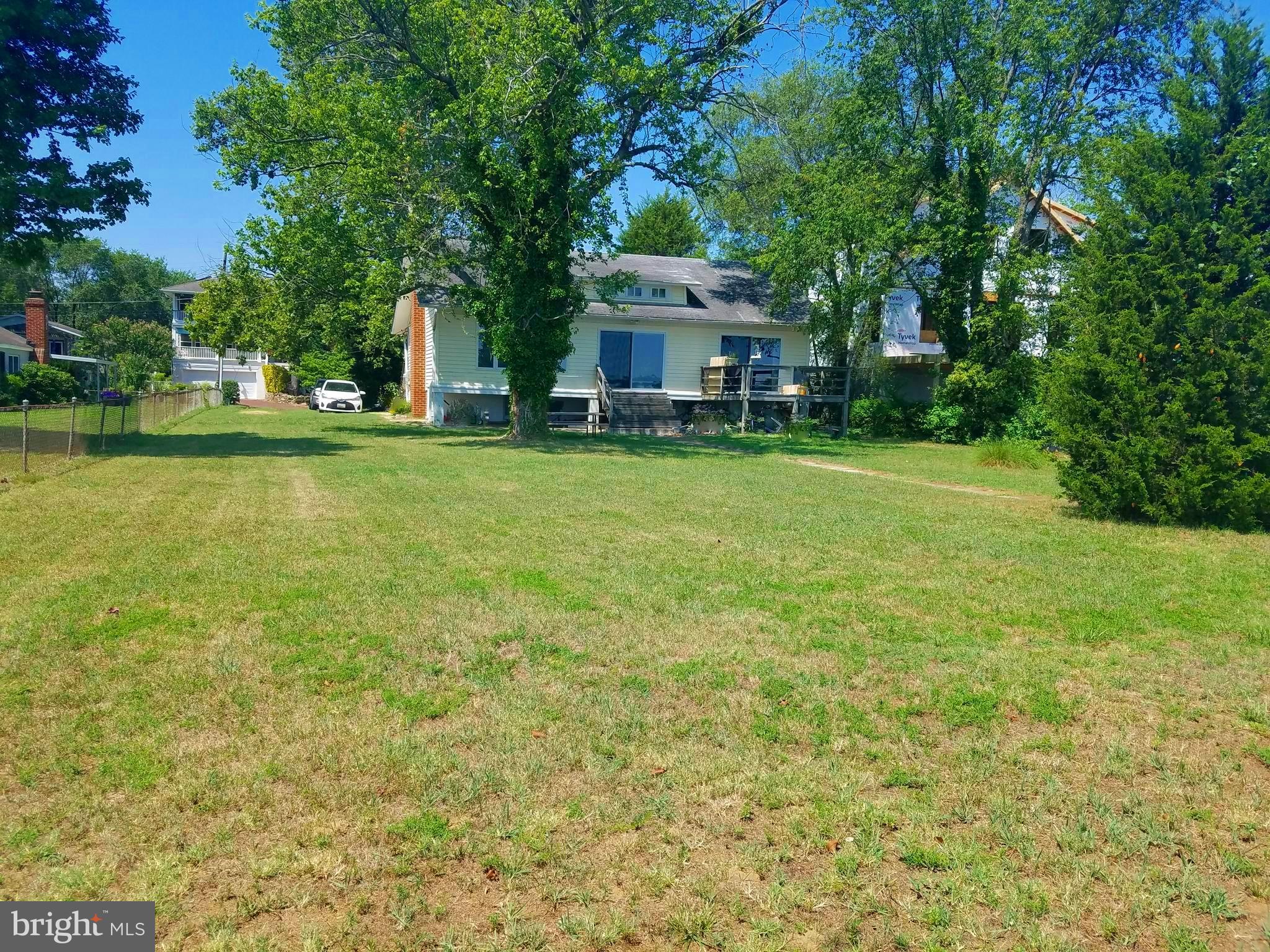 MAGOTHY MANOR - Residential