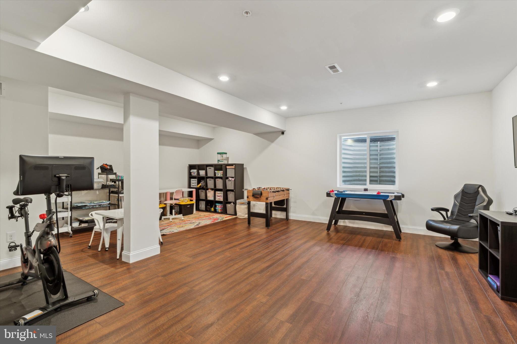 SOUTHALL - Residential