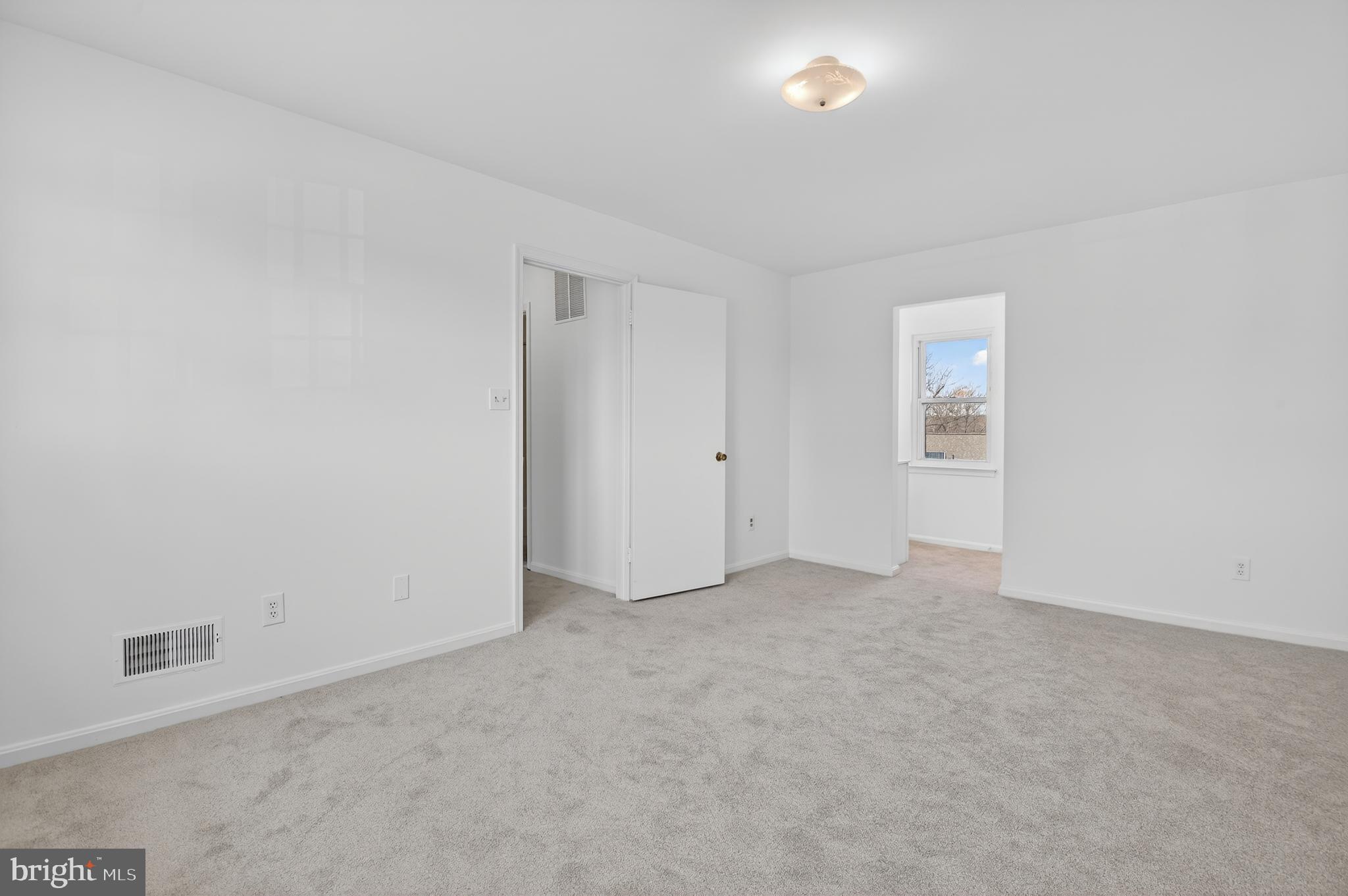 CHURCHILL TOWN SECTOR - Residential