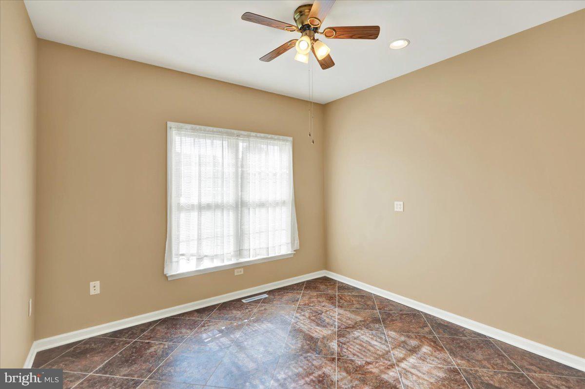 OLDE STONE WAY - Residential