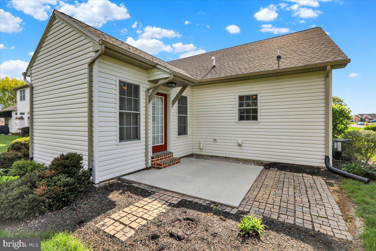 OLDE STONE WAY - Residential