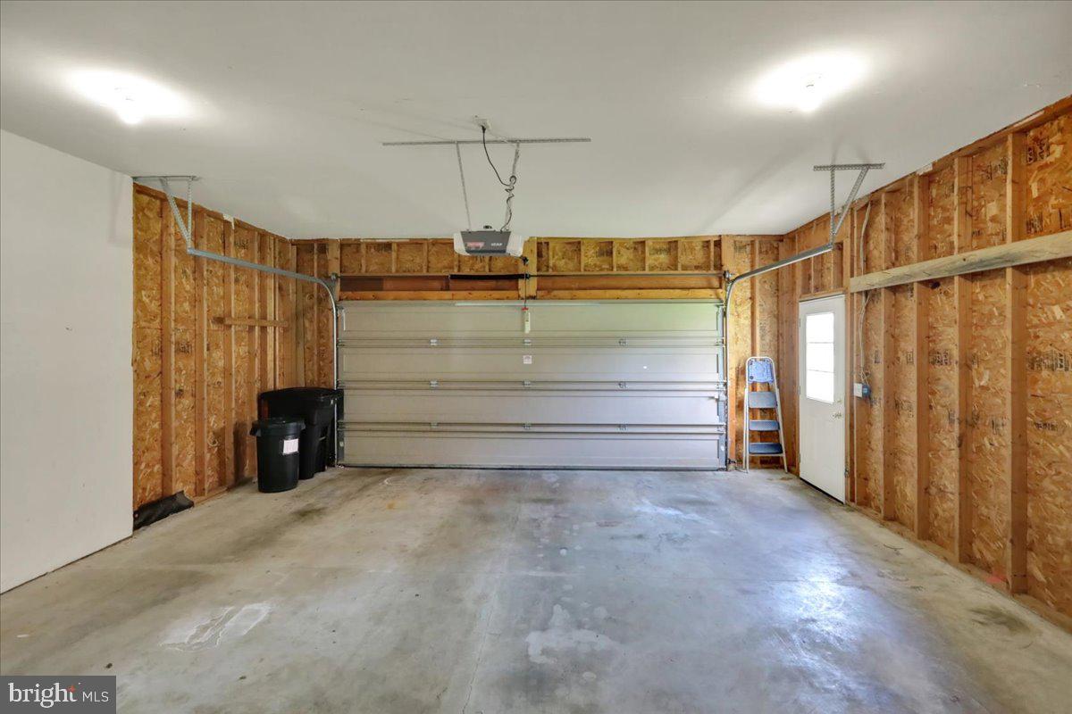 OLDE STONE WAY - Residential