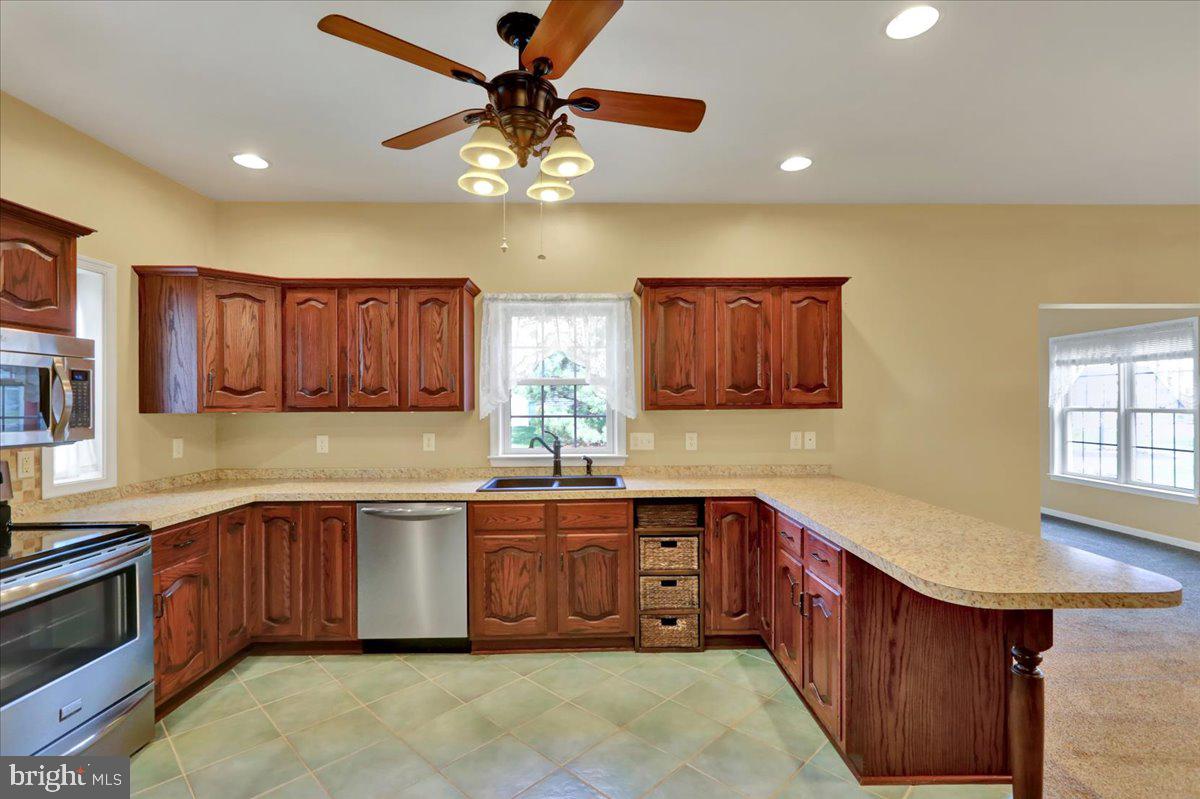 OLDE STONE WAY - Residential