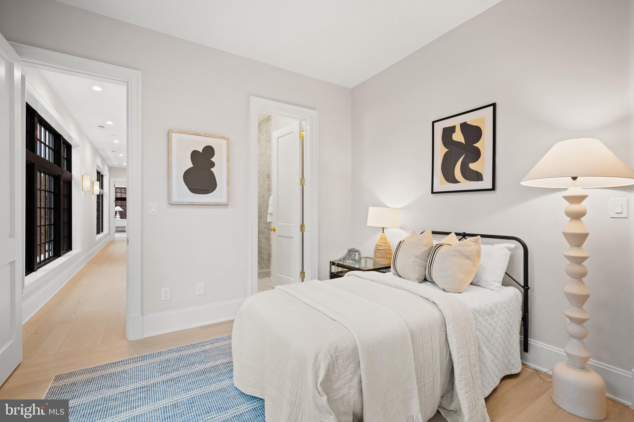 SPRING VALLEY - Residential