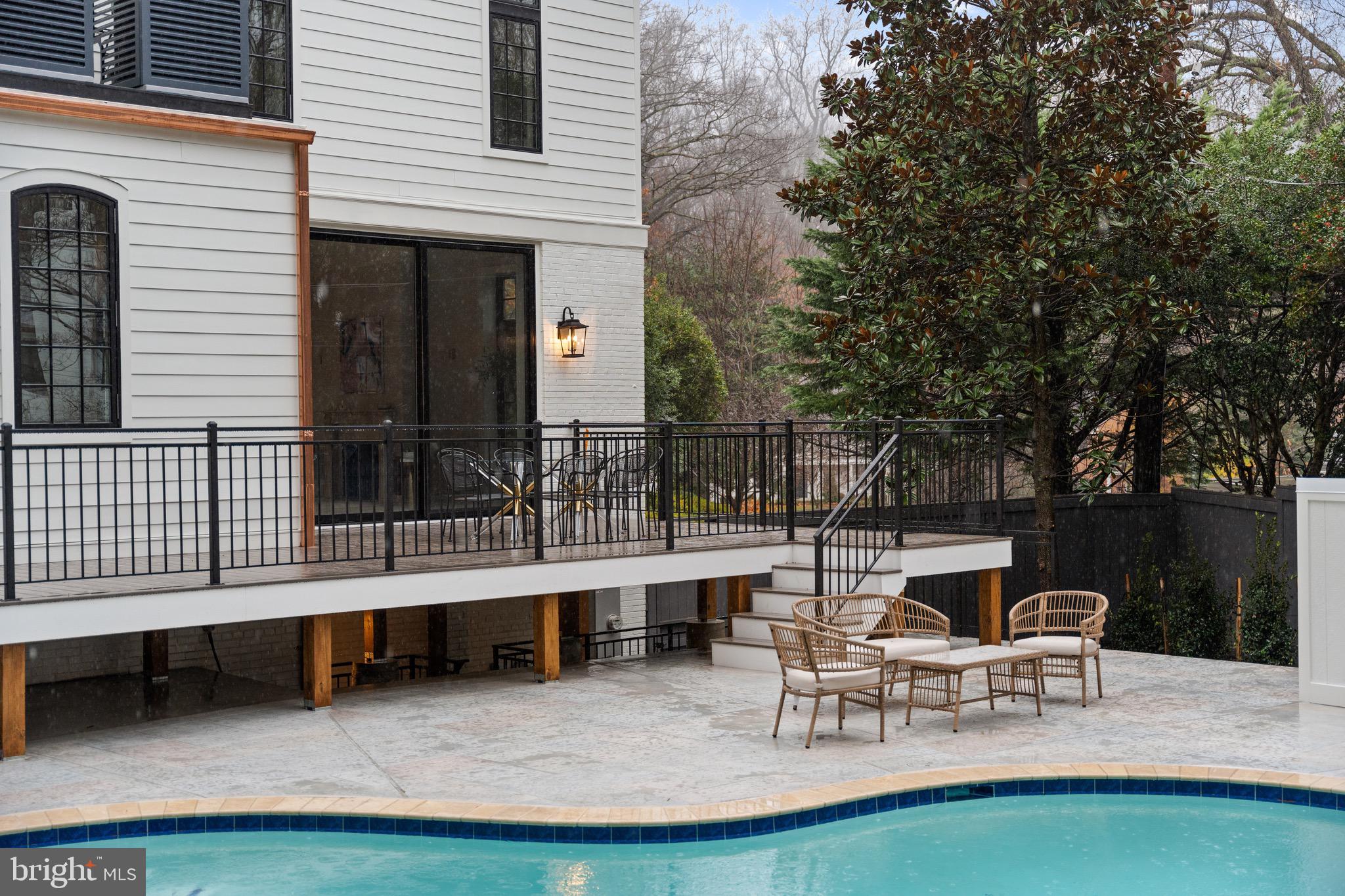 SPRING VALLEY - Residential