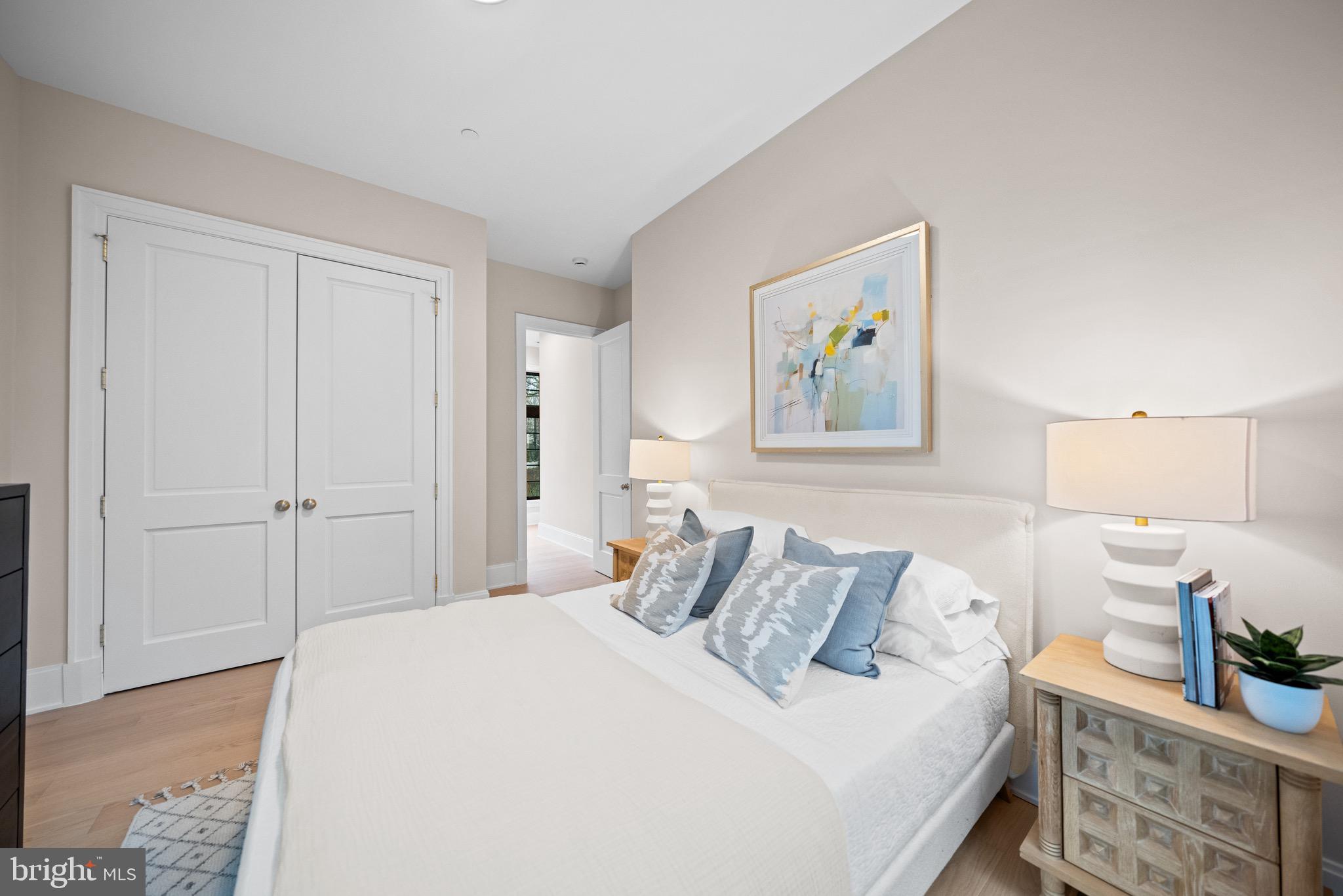SPRING VALLEY - Residential