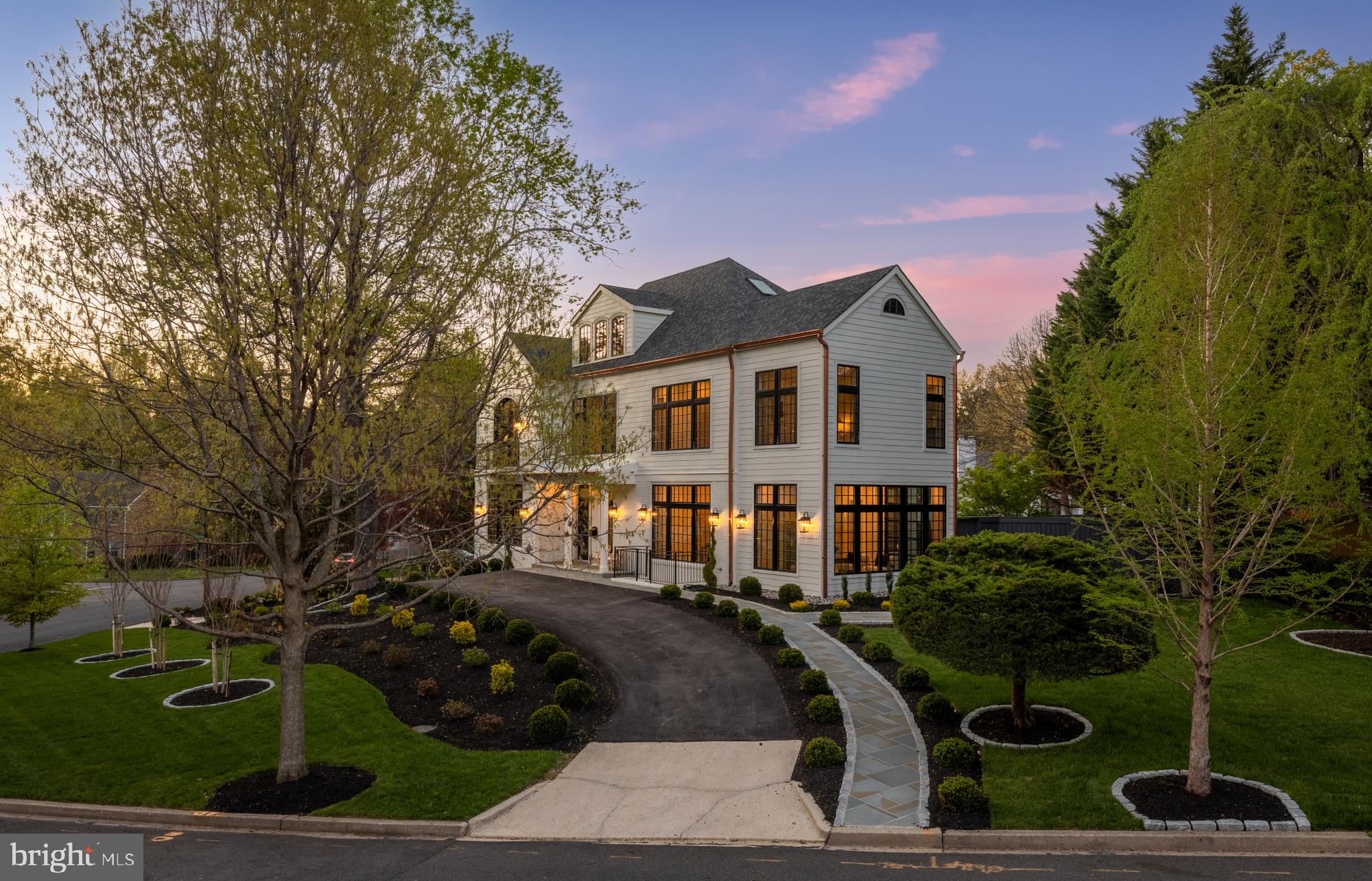 5125 UPTON STREET NW