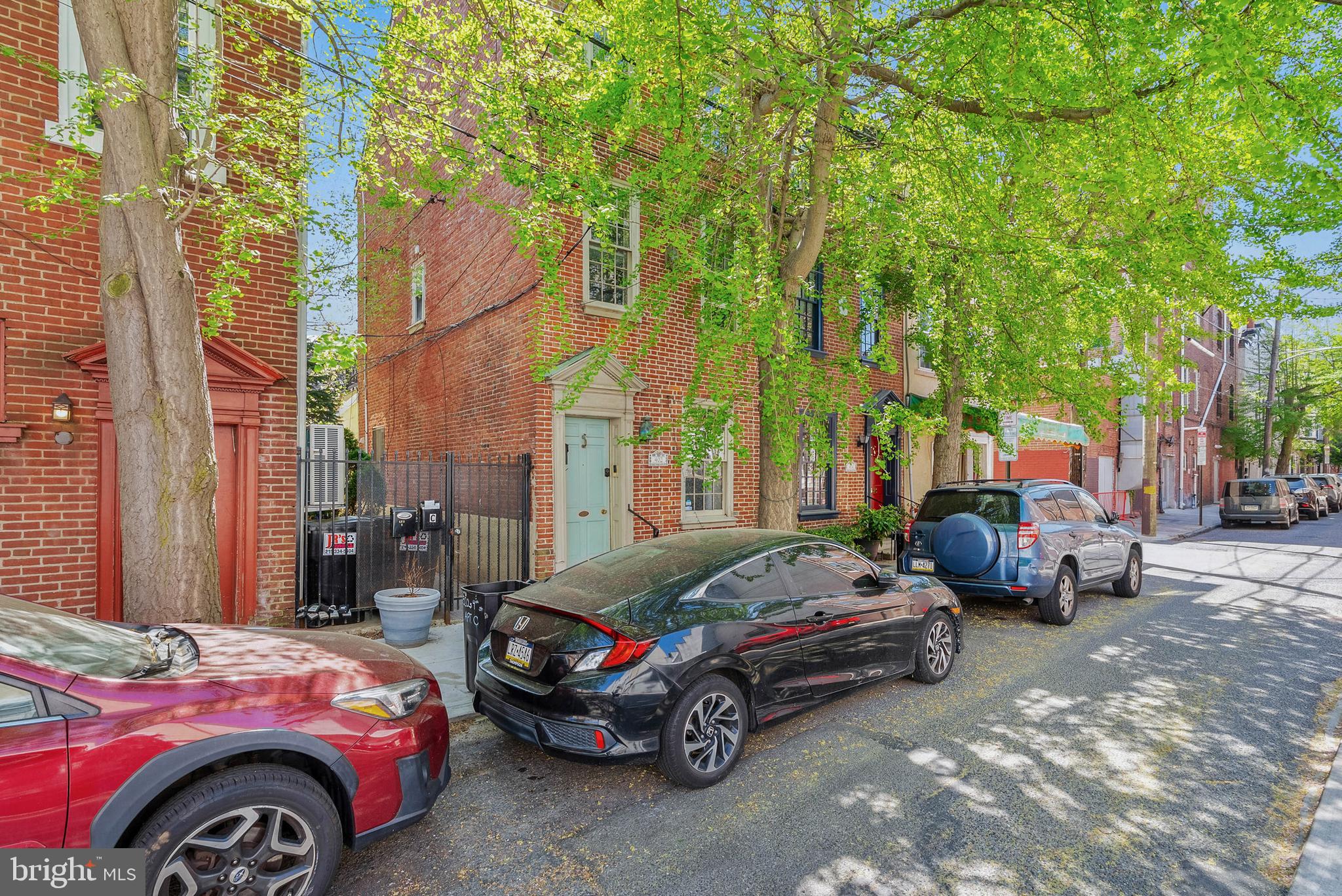 SOCIETY HILL - Residential Lease