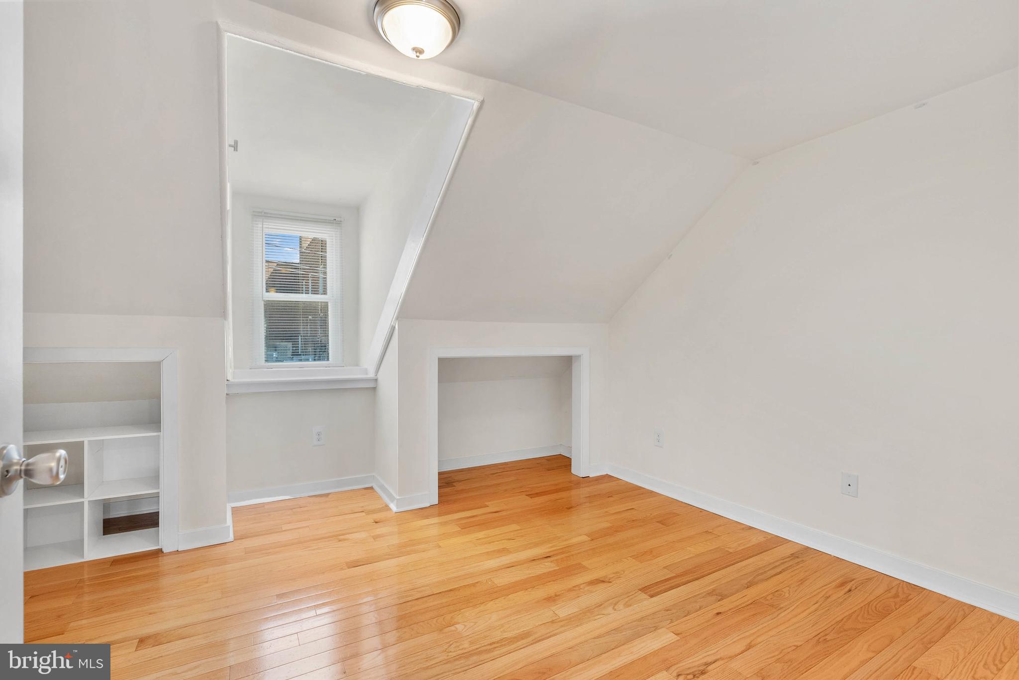 SOCIETY HILL - Residential Lease