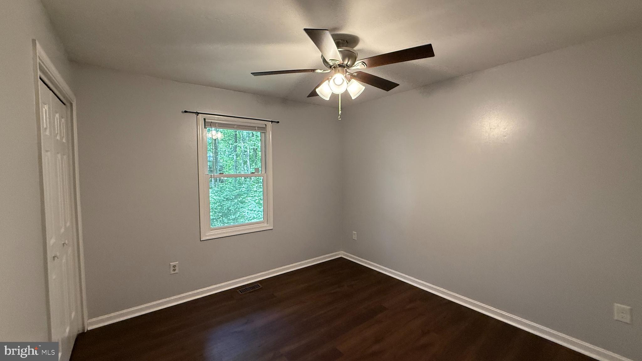 HOLLEYBROOKE - Residential Lease