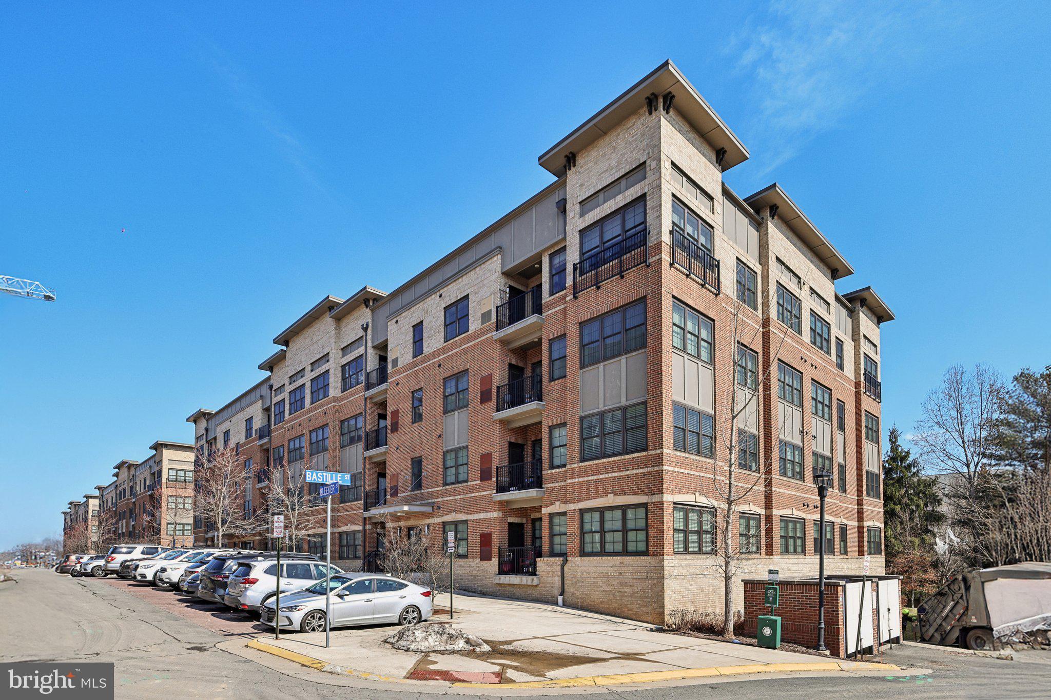 2907 BLEEKER STREET 3-206