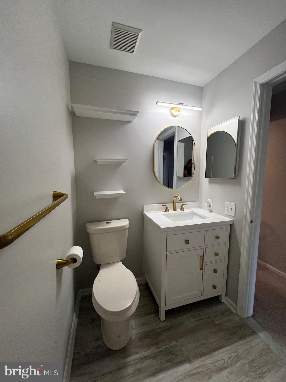 EAGLES RIDGE - Residential Lease