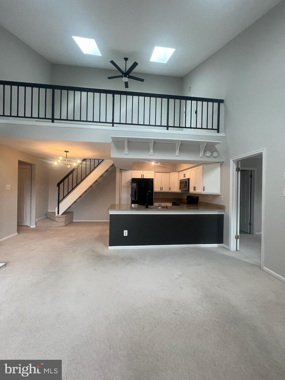 EAGLES RIDGE - Residential Lease