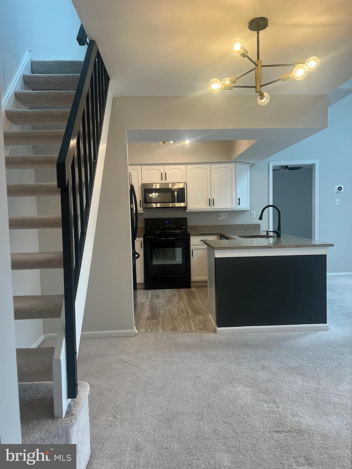 EAGLES RIDGE - Residential Lease