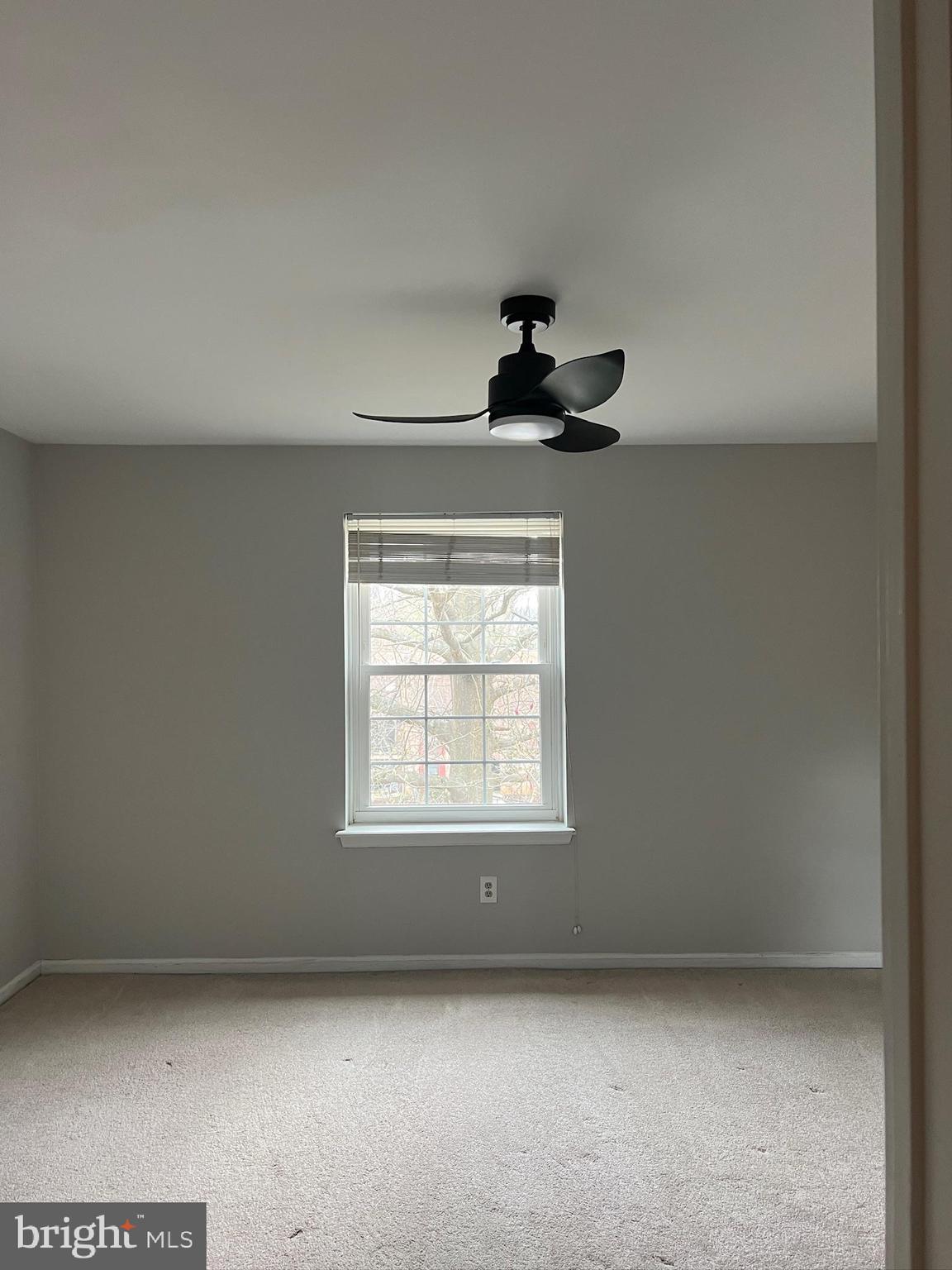 EAGLES RIDGE - Residential Lease