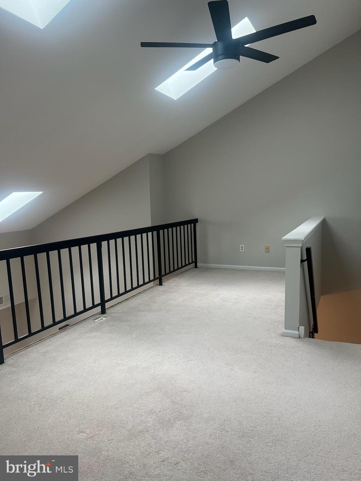 EAGLES RIDGE - Residential Lease