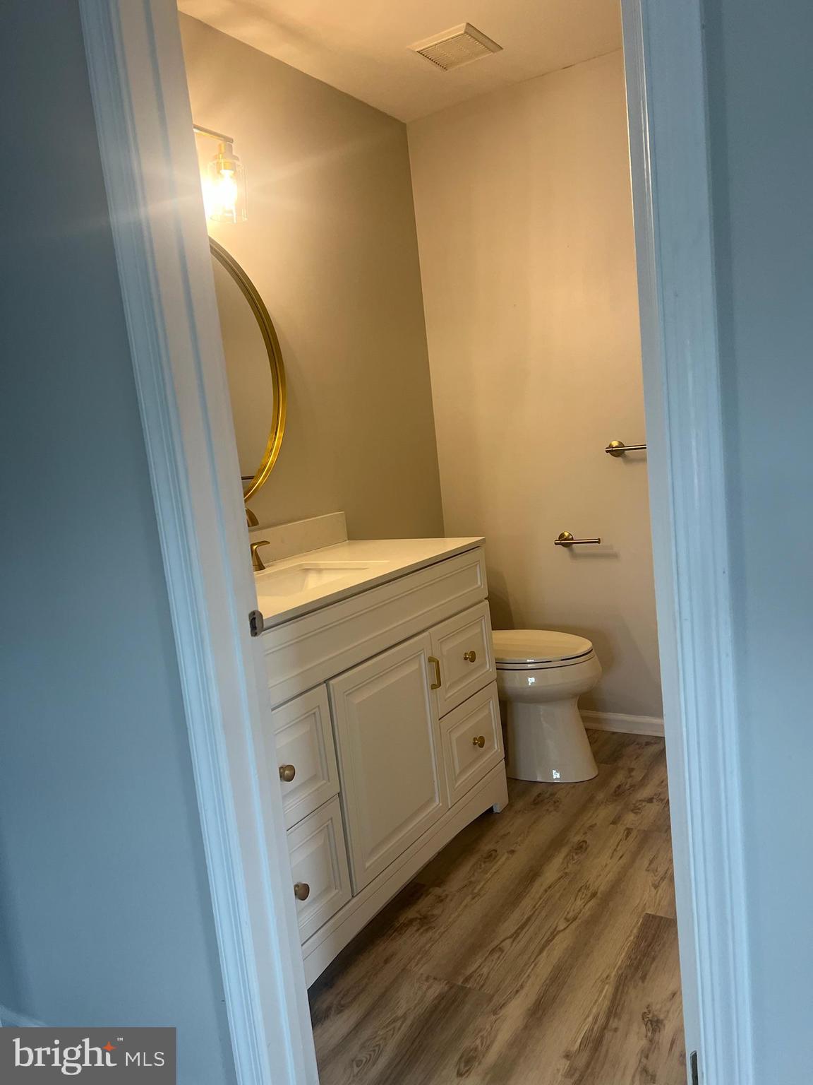 EAGLES RIDGE - Residential Lease