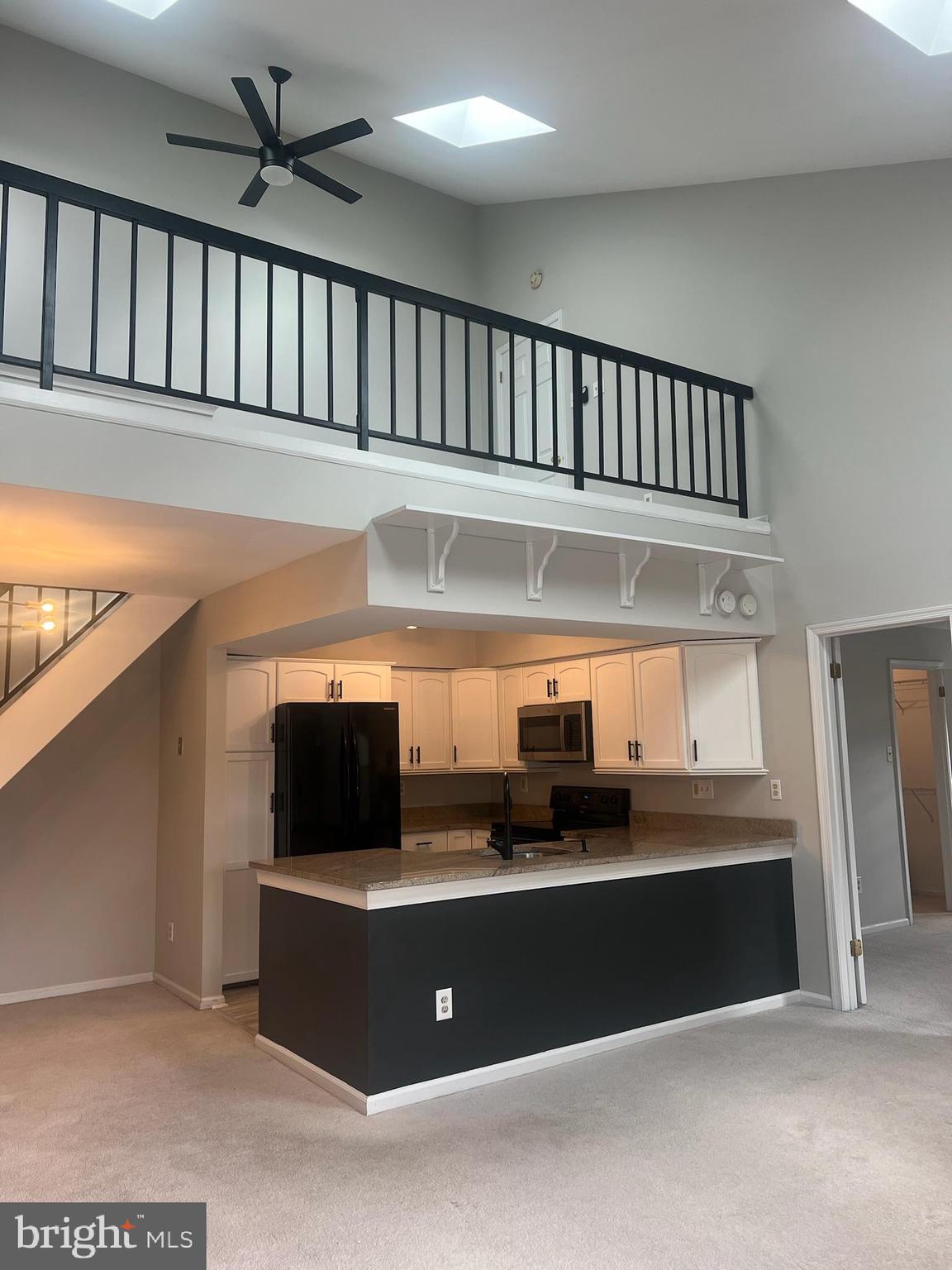 EAGLES RIDGE - Residential Lease