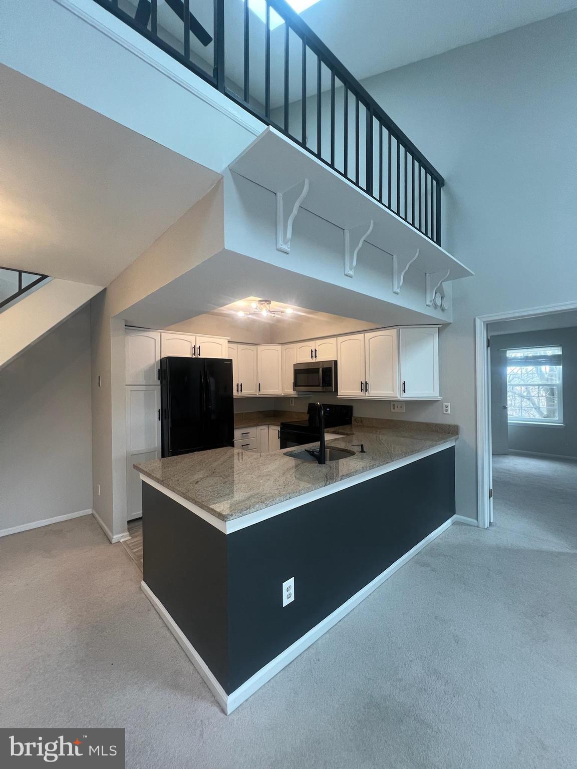 EAGLES RIDGE - Residential Lease