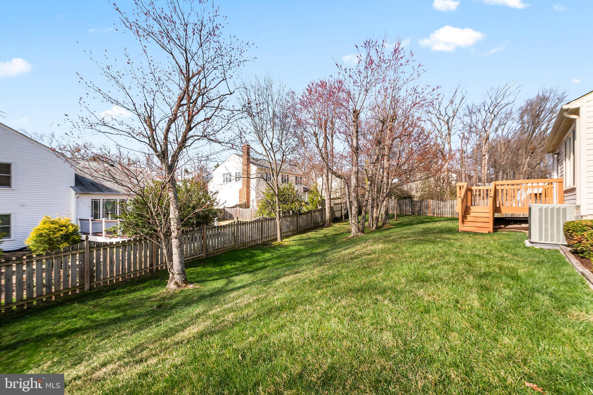 LAKEWOOD HILLS - Residential