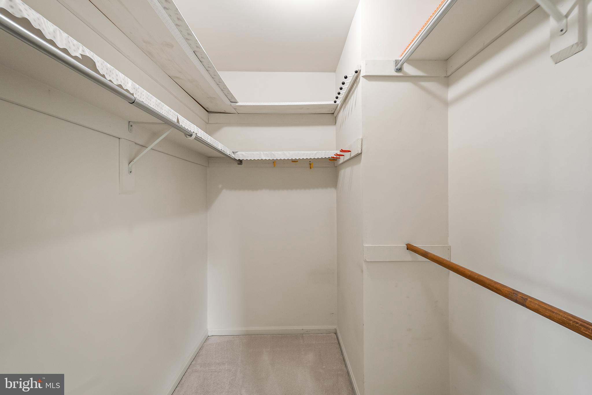 LAKEWOOD HILLS - Residential