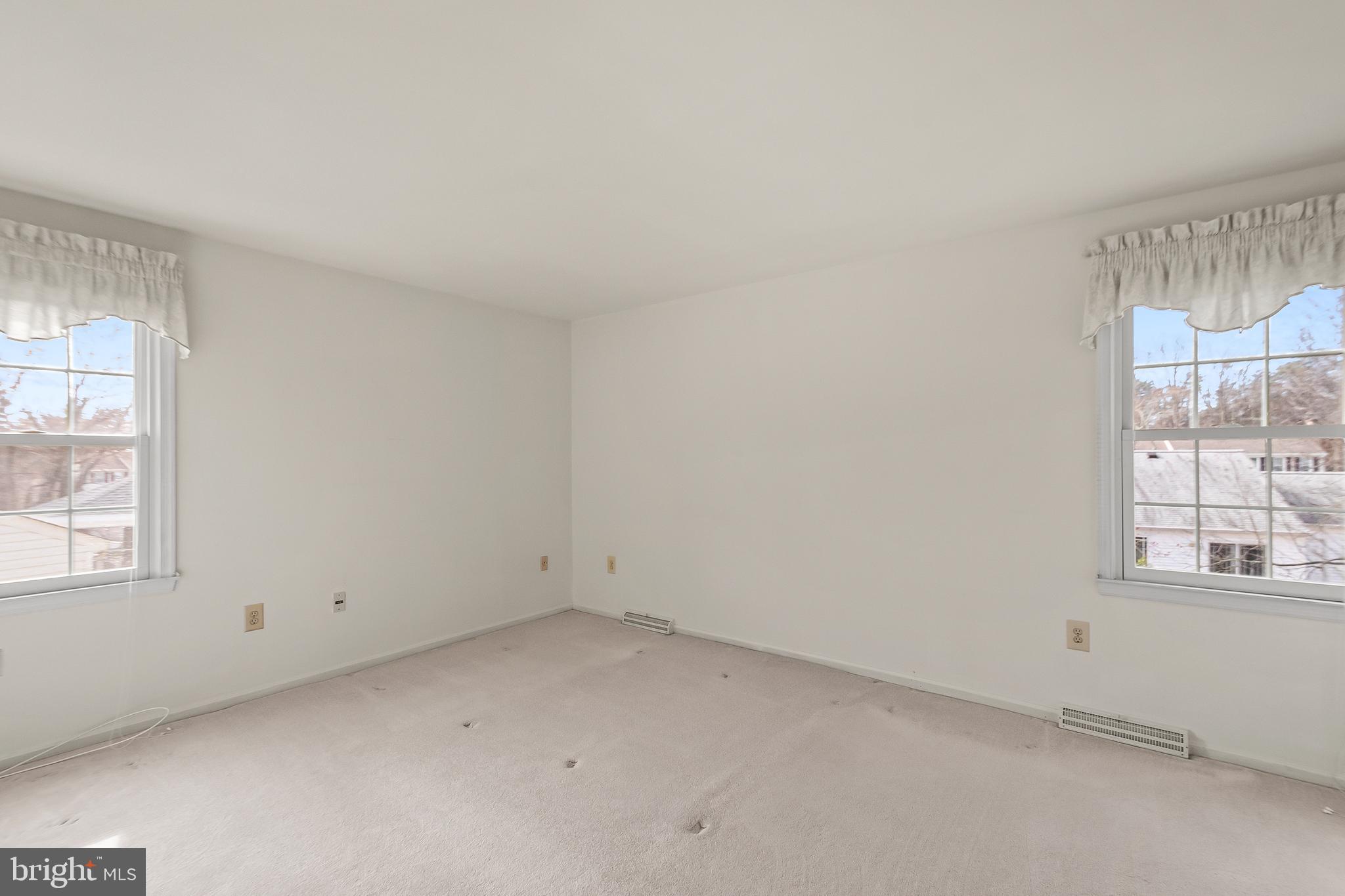 LAKEWOOD HILLS - Residential