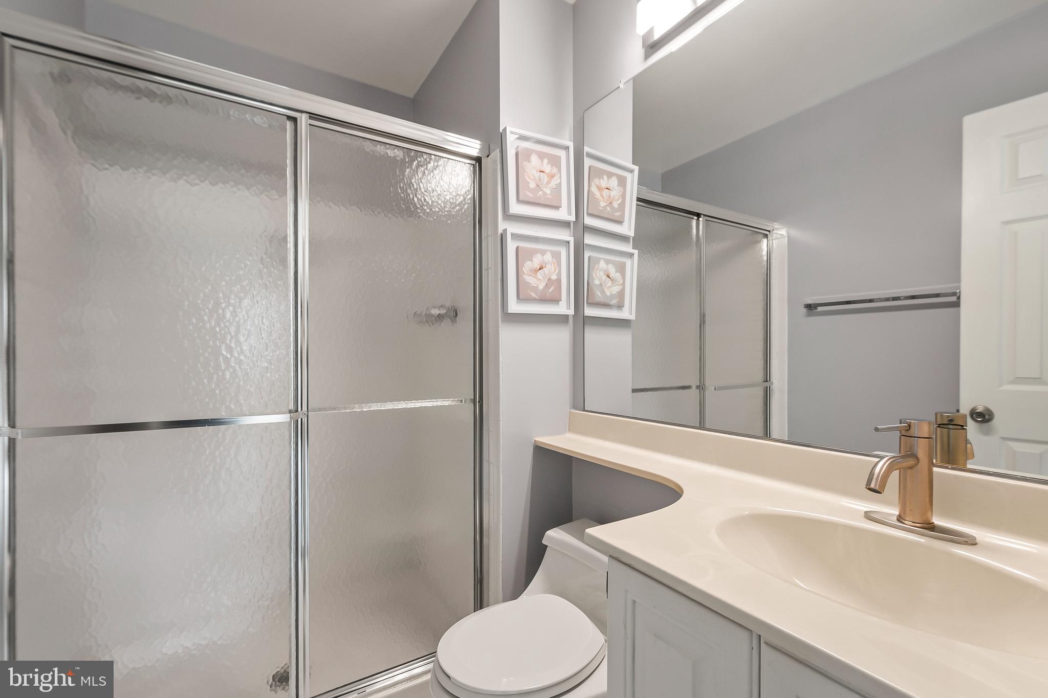 LAKEWOOD HILLS - Residential