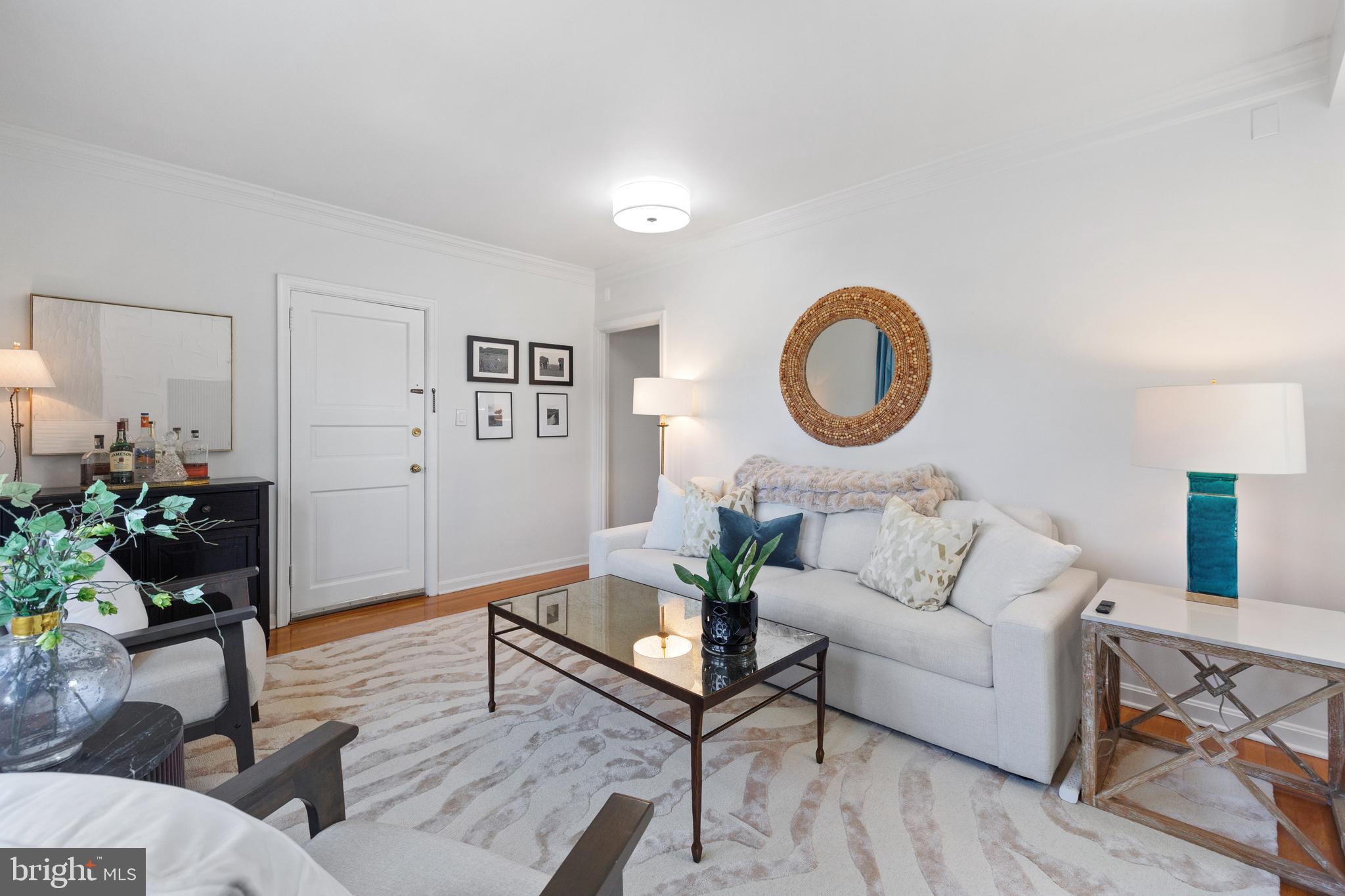 3 RUSSELL ROAD 3B