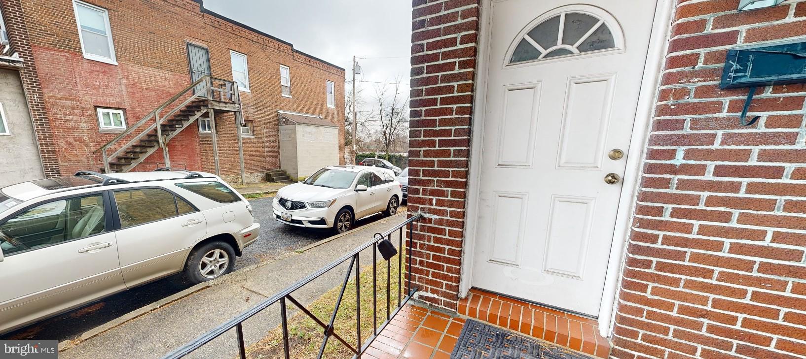 MILL HILL - Residential