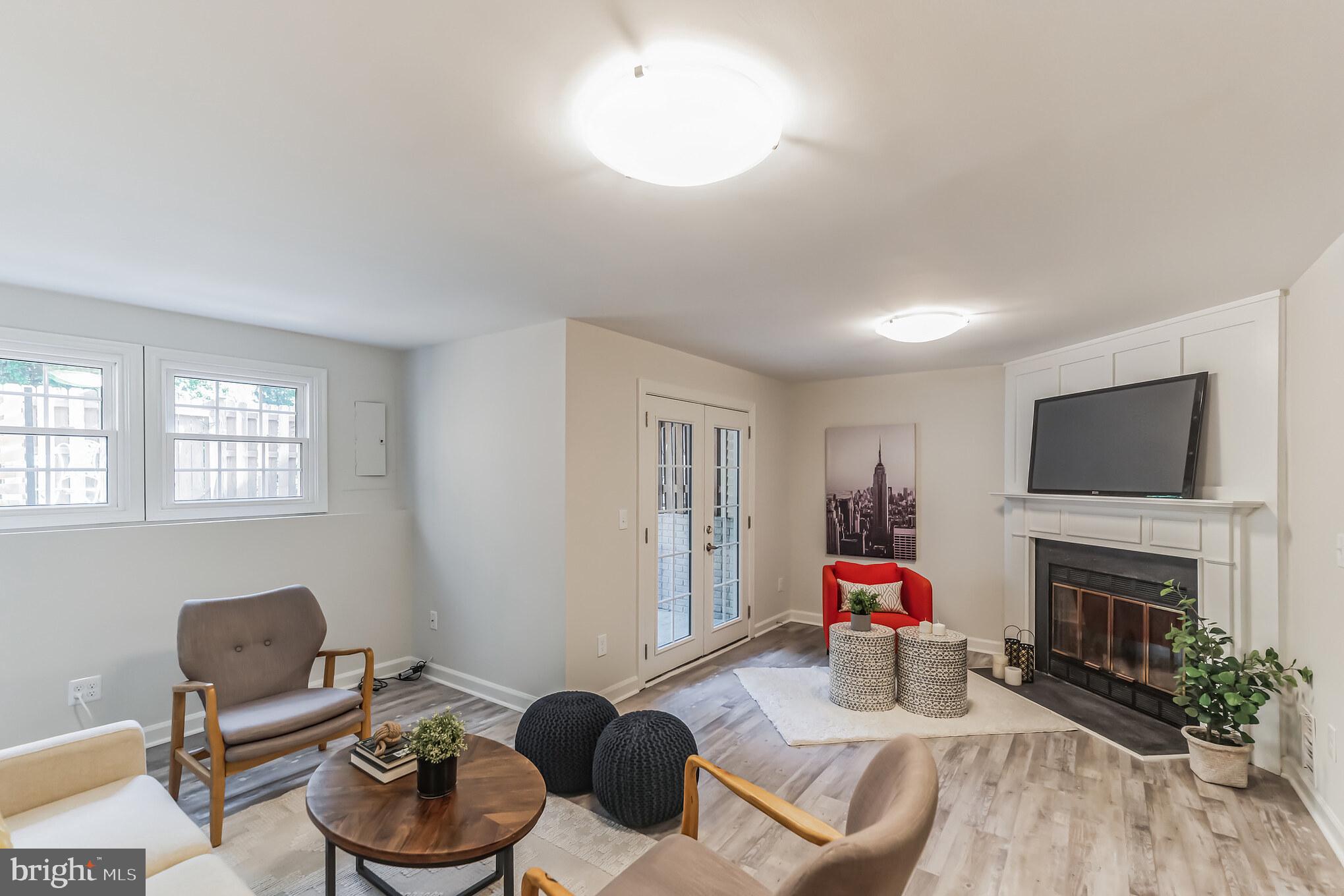 KINGSTOWNE - Residential