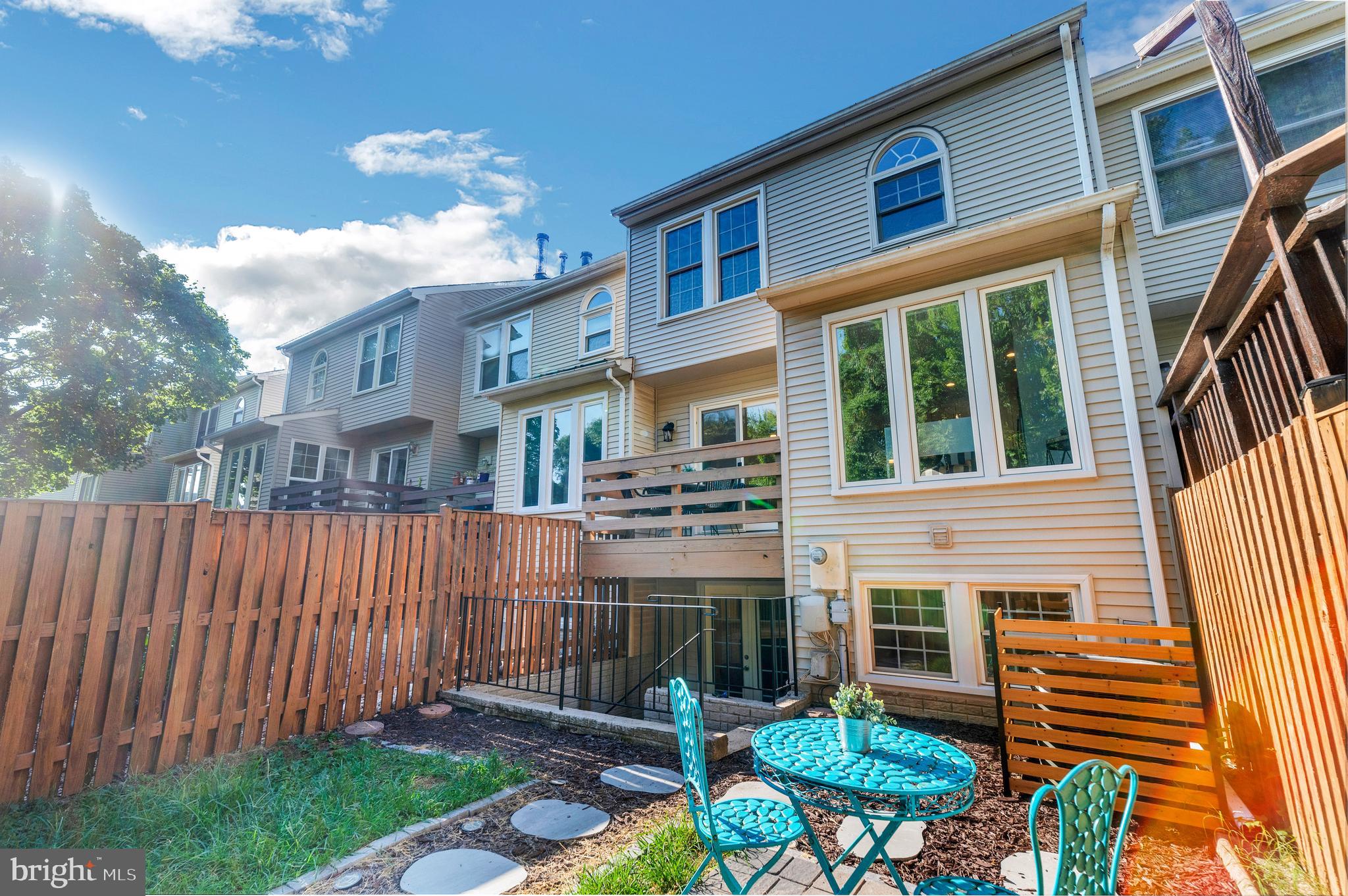 KINGSTOWNE - Residential